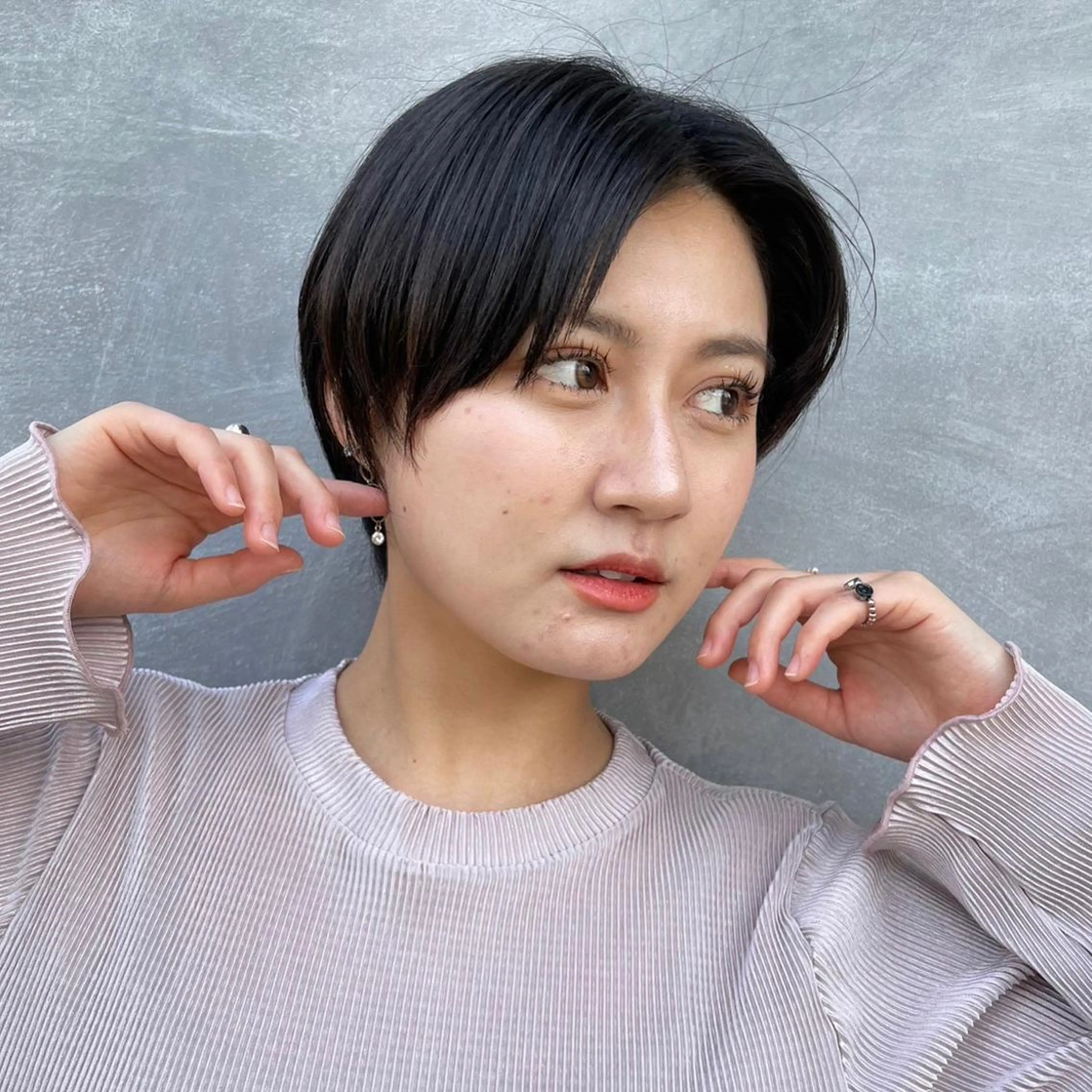 ショート カット ヘアカラー 青田 明日海のヘアスタイル