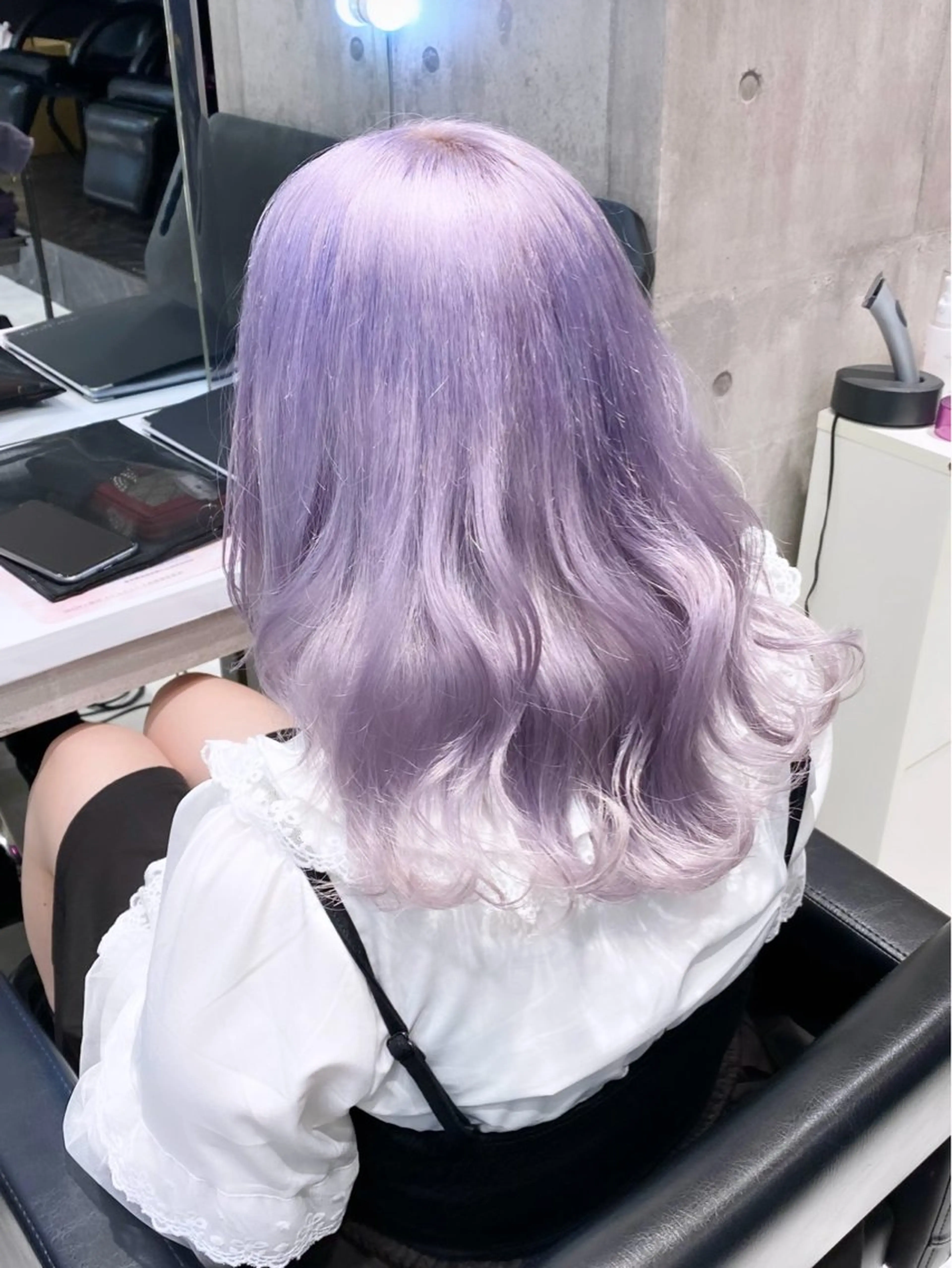 ミディアム パープルカラー ヘアカラー トリートメント 🩵艶ハイトーン 🩵 𝓨𝓤𝓤のヘアスタイル