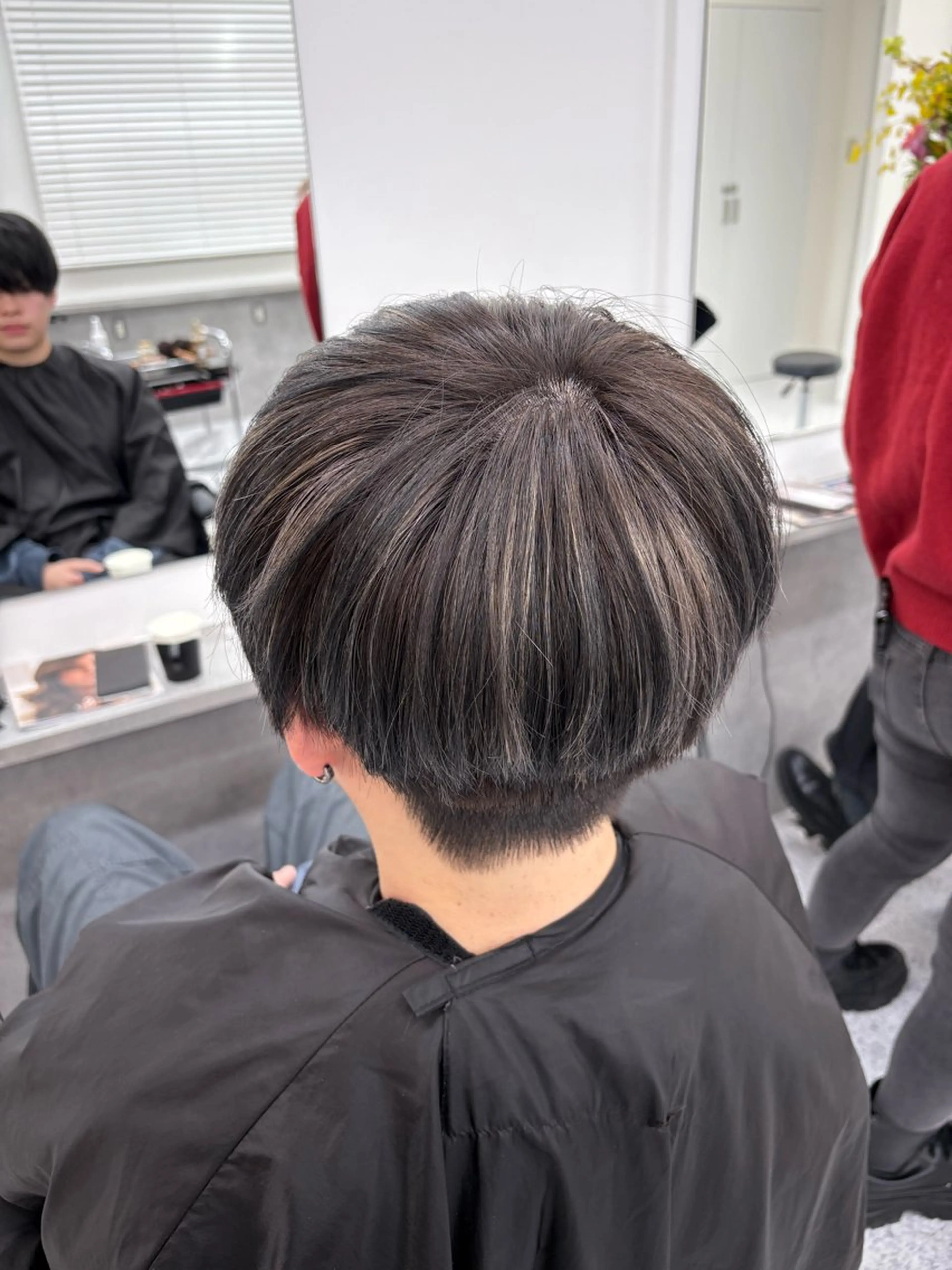 カラー ブリーチ カット ヘアカラー 笹江 瑞穂のヘアスタイル