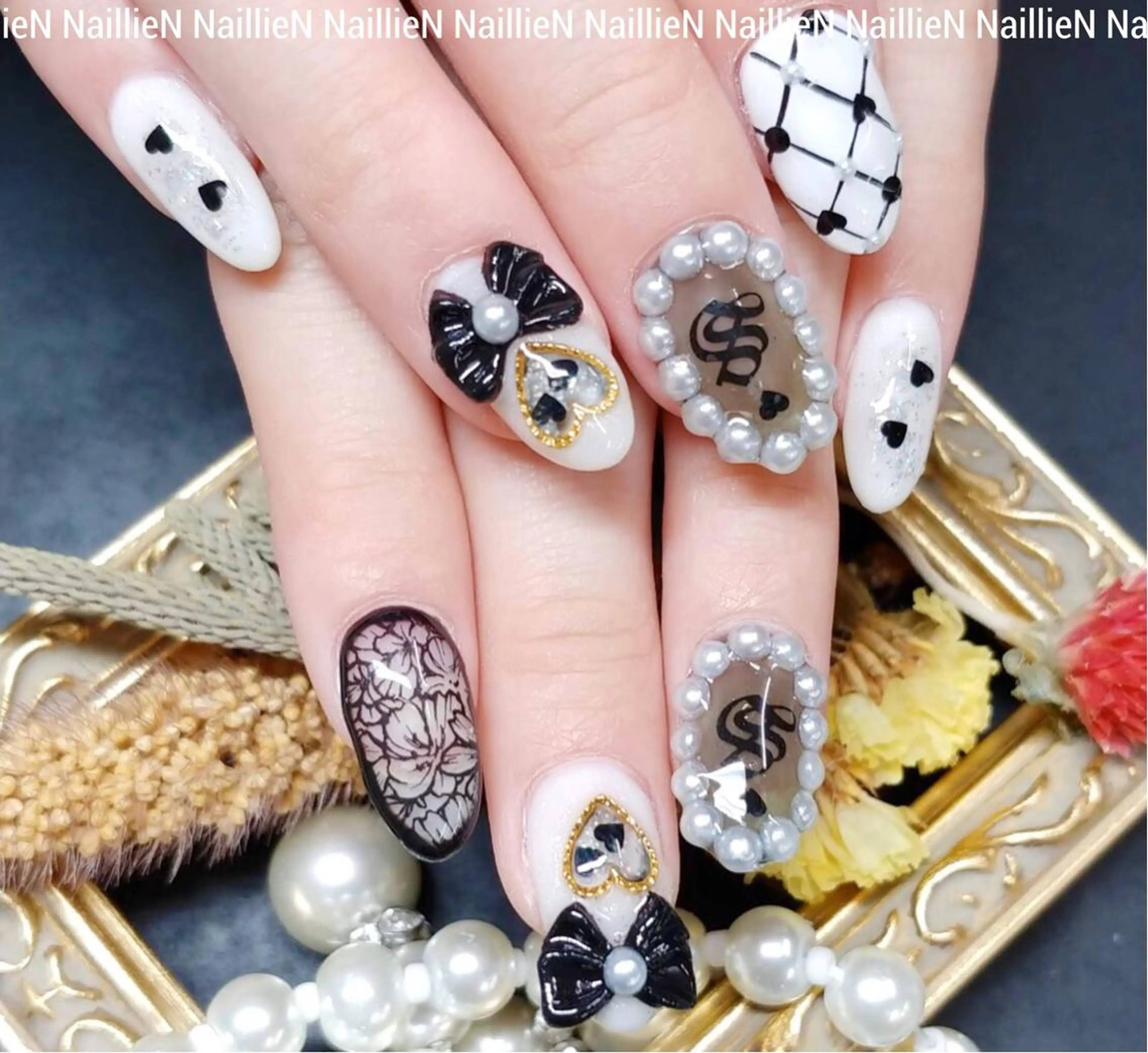 ネイル ガーリー リボン ハンドネイル Nail lieNのネイルデザイン