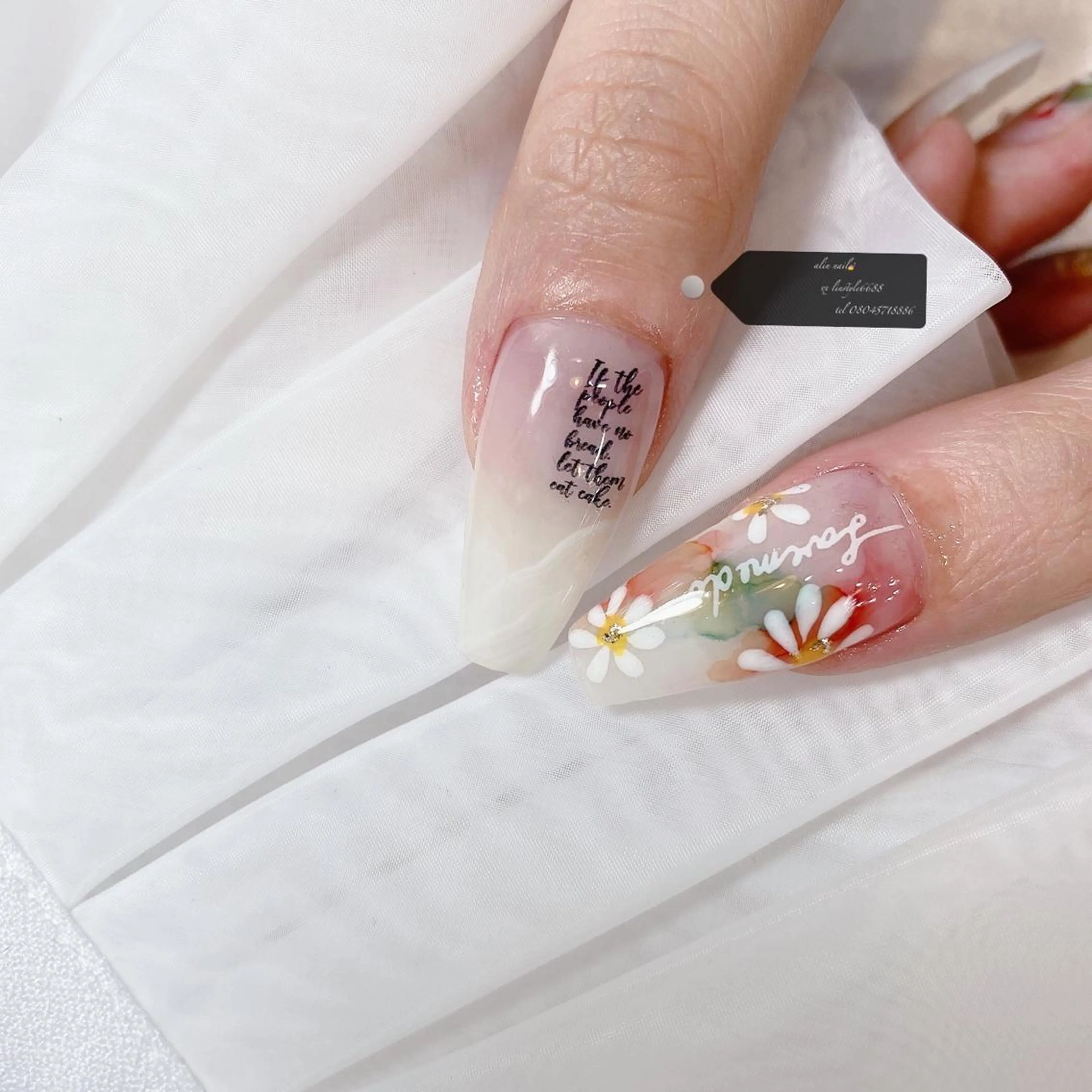 ネイル ネイルサロン 9Carats神田のネイルデザイン