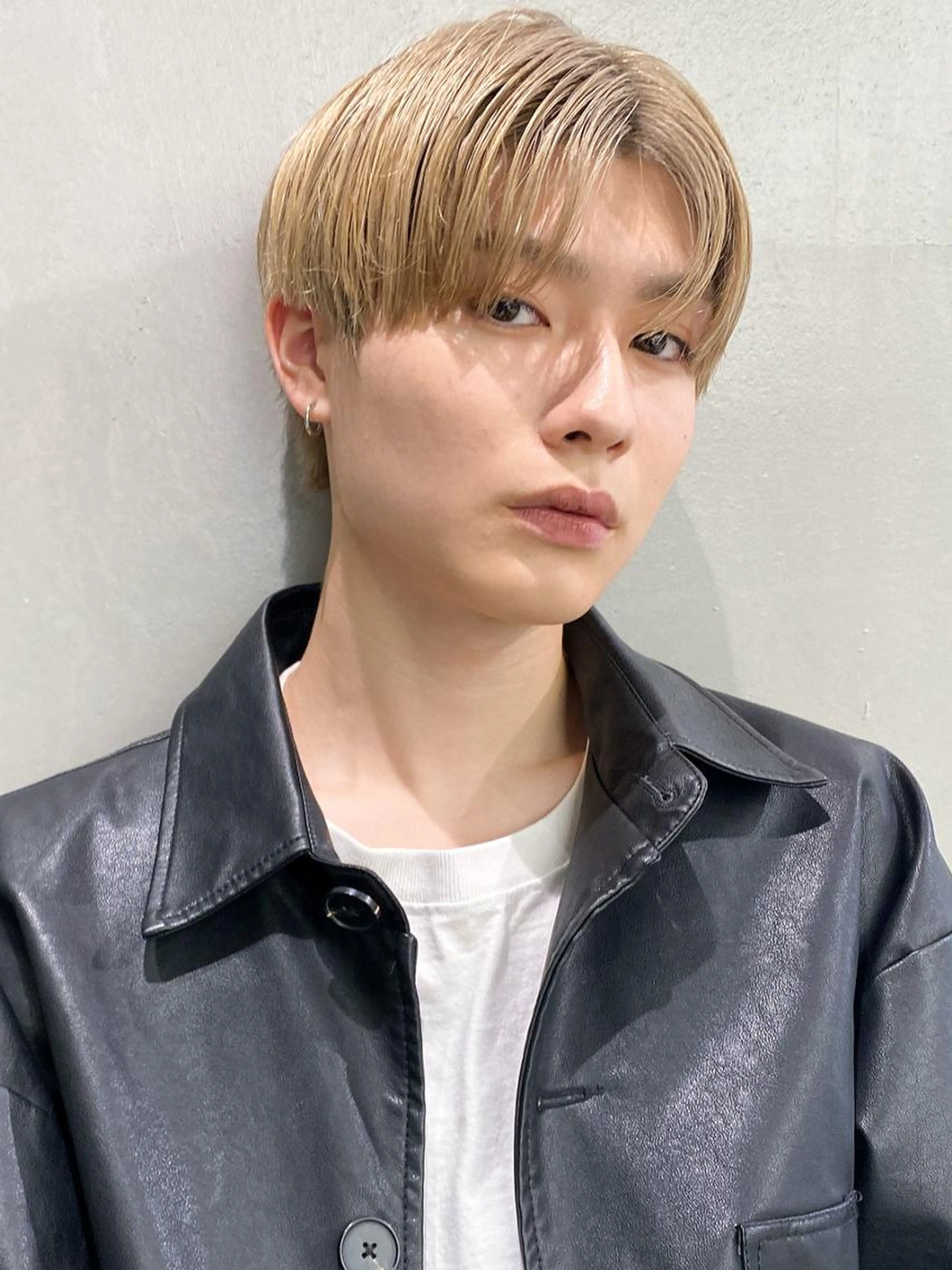 〚期間限定〛メンズWカラー/学生歓迎😀グレージュハイトーン/ホワイト風/ビビットカラーの写真