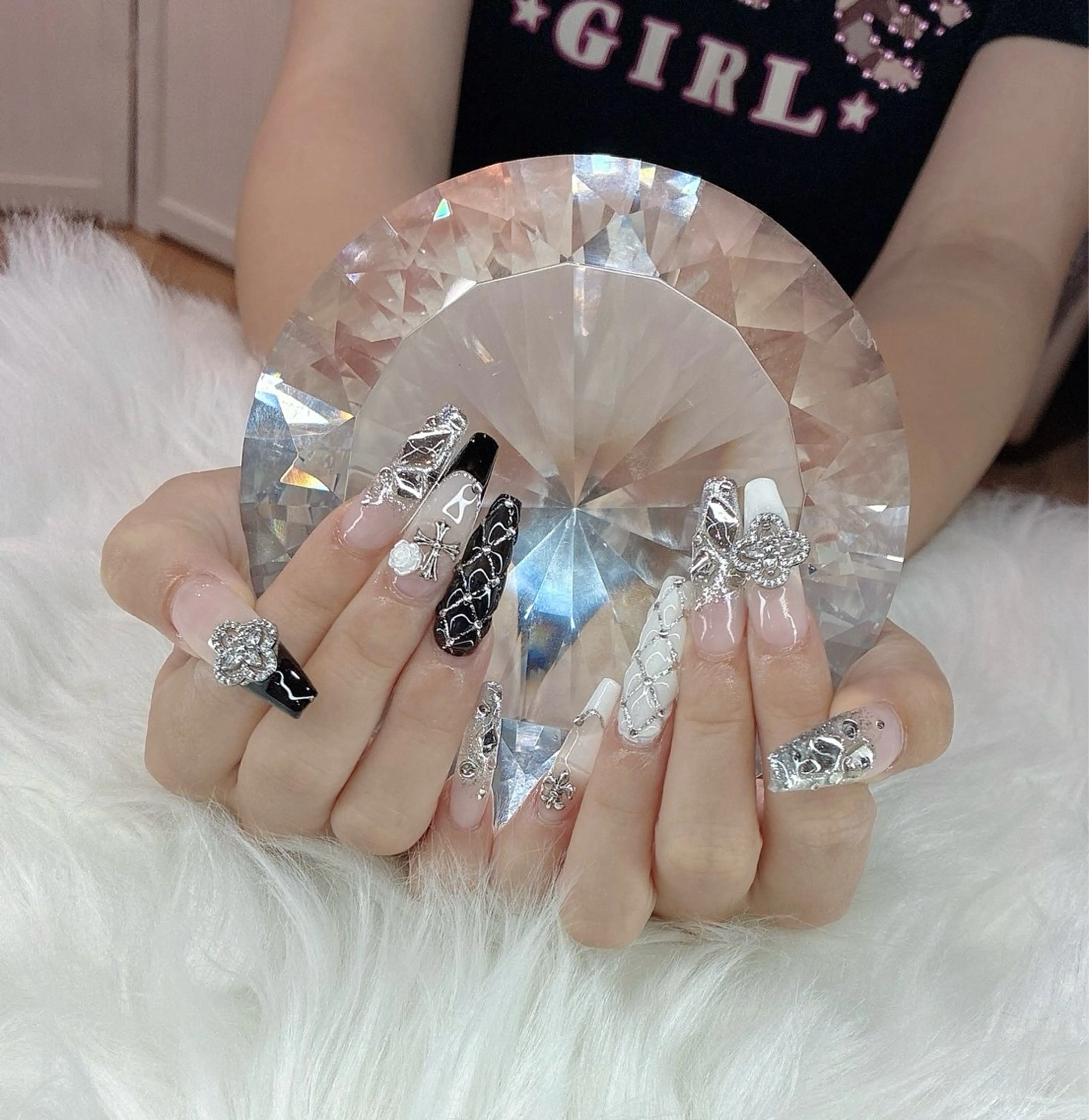 ネイル ハンドネイル LoaChaton kaeのネイルデザイン