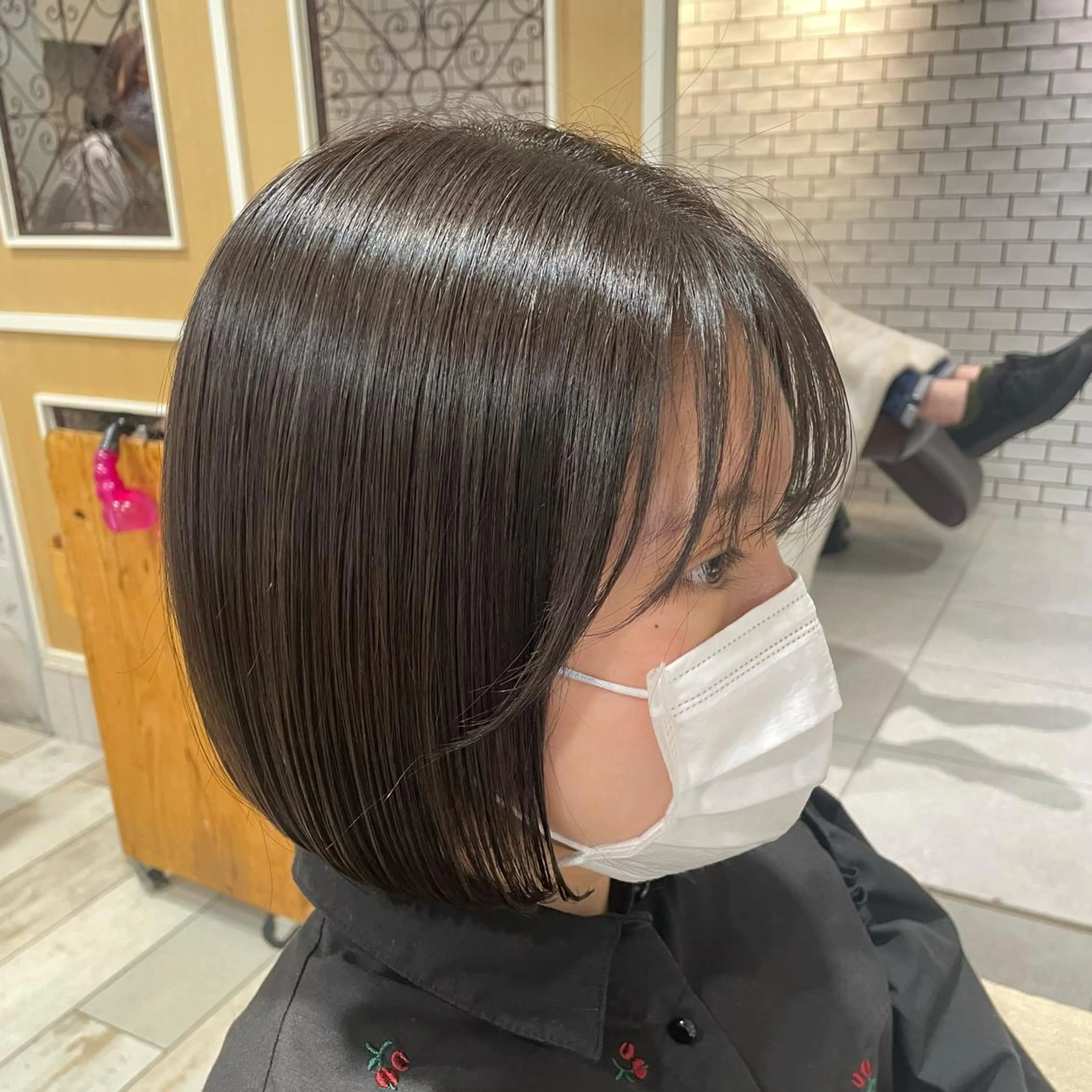 ショート カラー ボブ シースルーバング カット ヘアカラー トリートメント すげ さやかのヘアスタイル