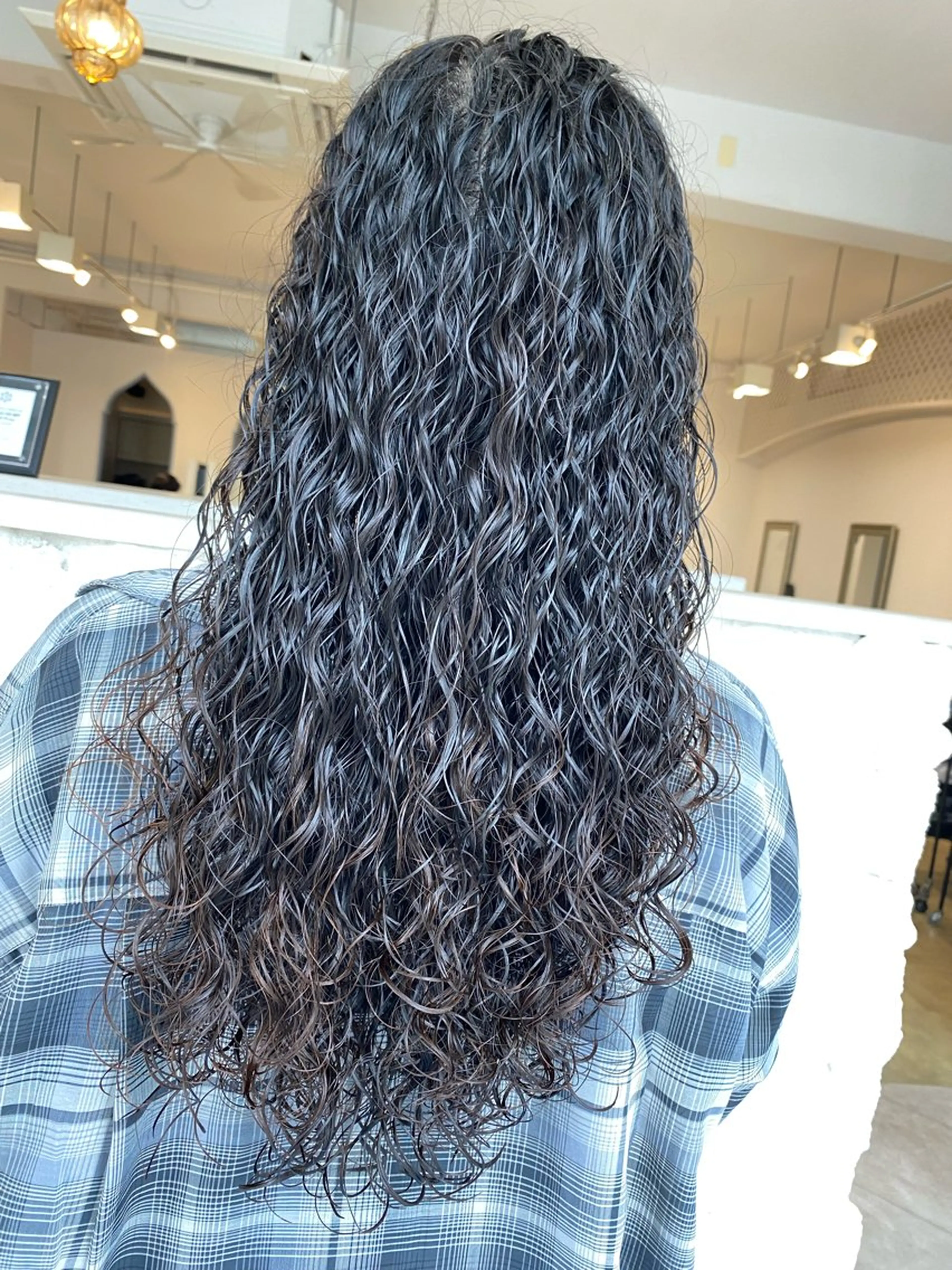 ロング パーマ カット パーマ AngeBay.NaHa所属・饒平名 知也のヘアスタイル