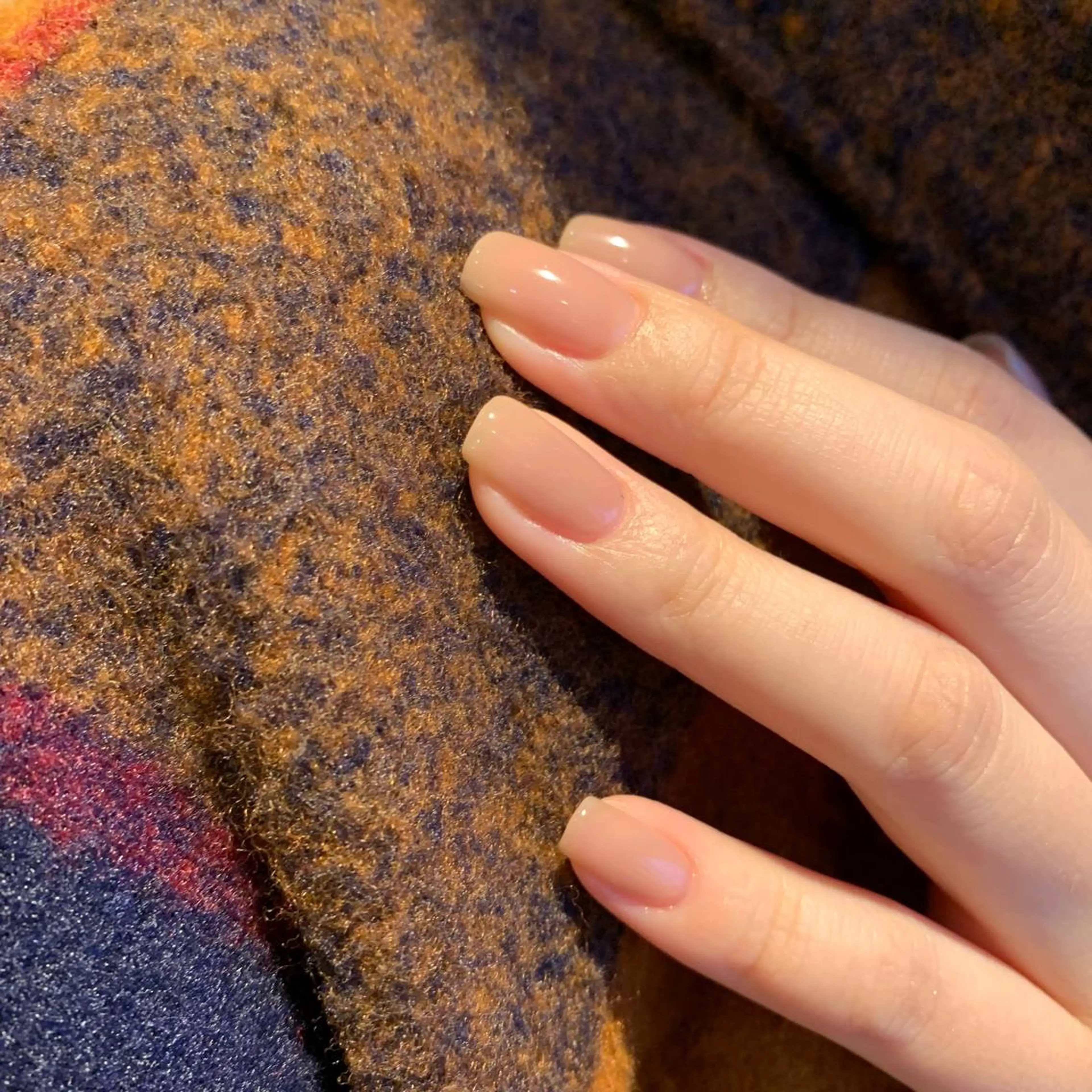 ネイル ブラウン 佐藤 穂乃香のネイルデザイン