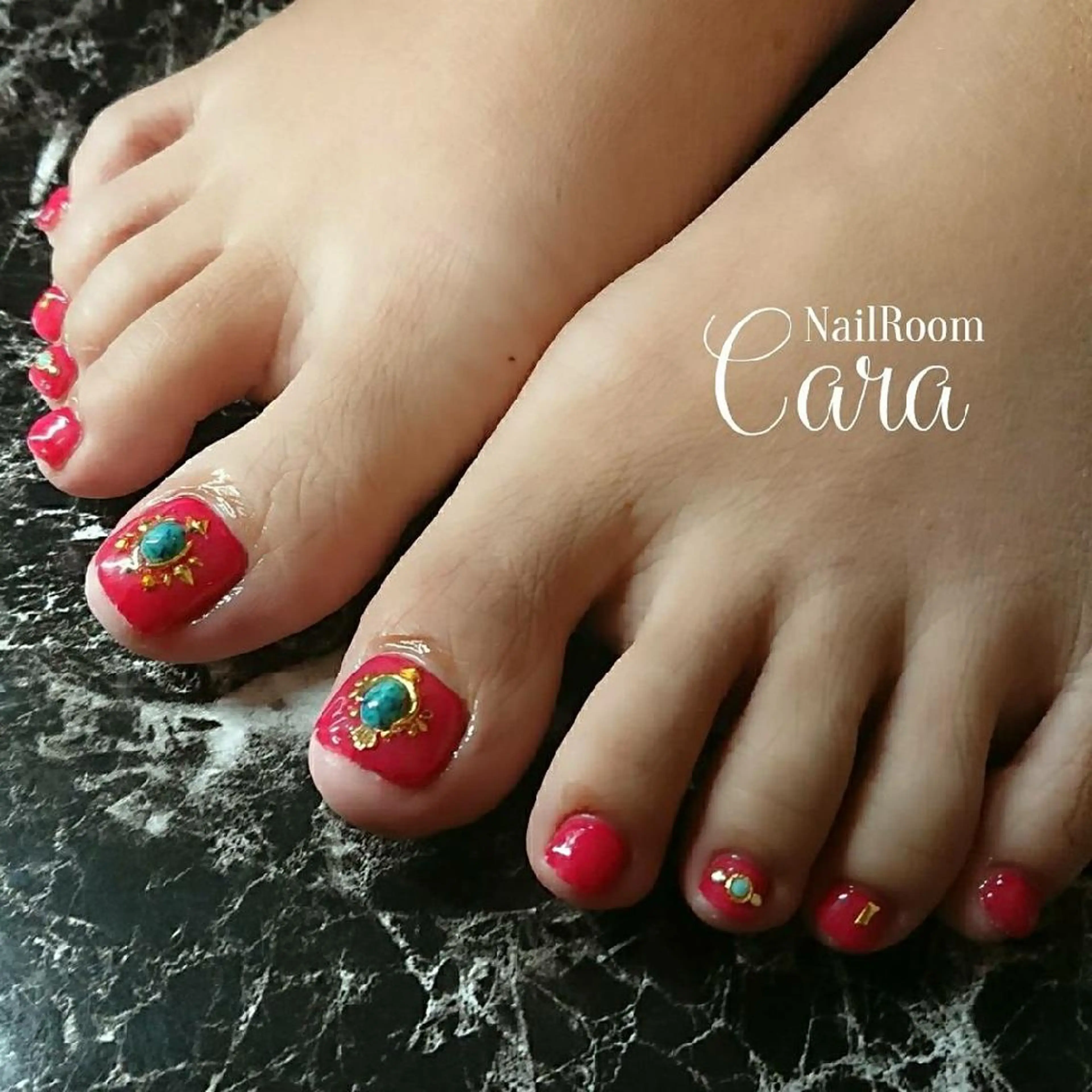 ネイル instinkt_ Mio Mizunoのネイルデザイン