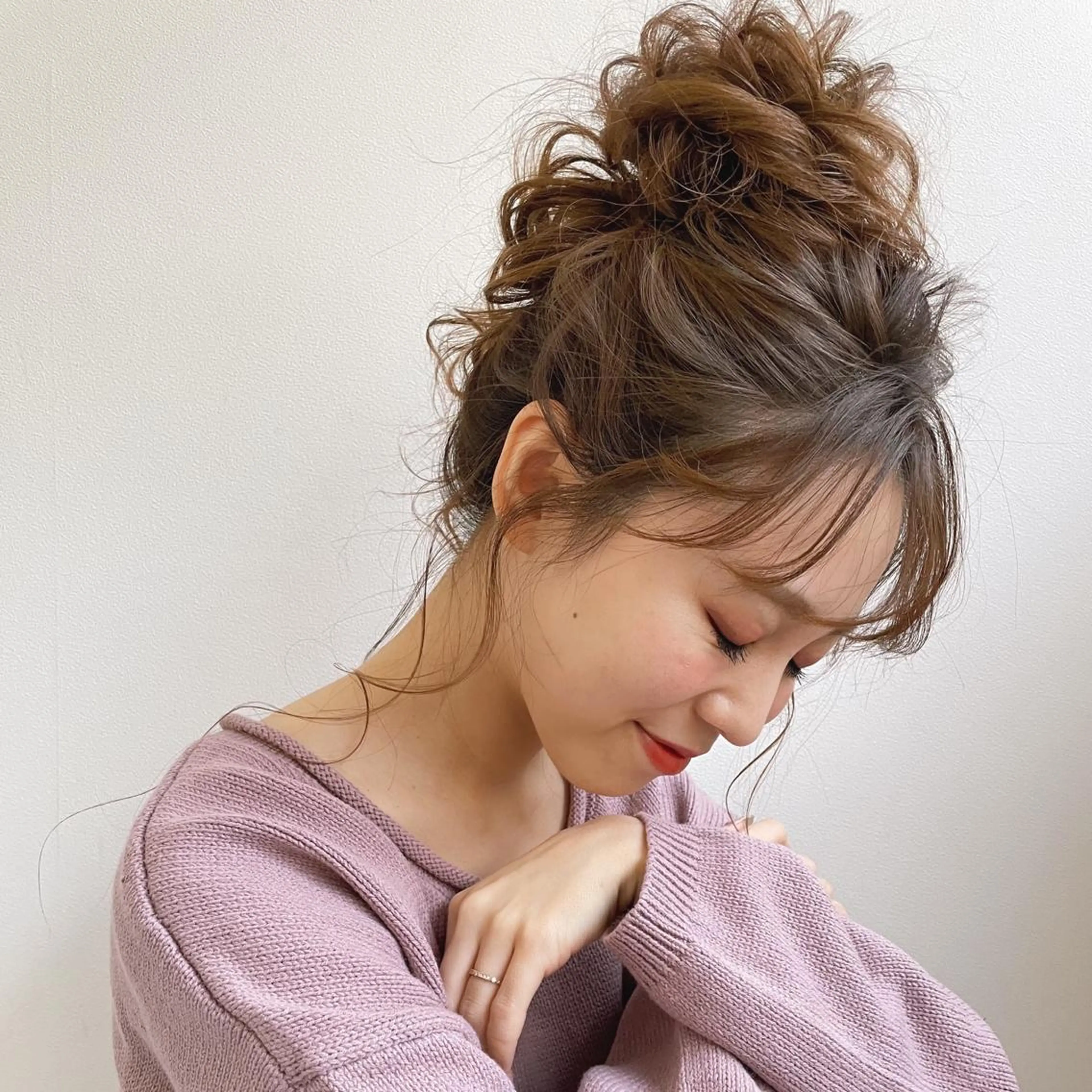ロング カラー ヘアアレンジ お団子ヘア 透明感カラー 瀬原 千夏のヘアスタイル
