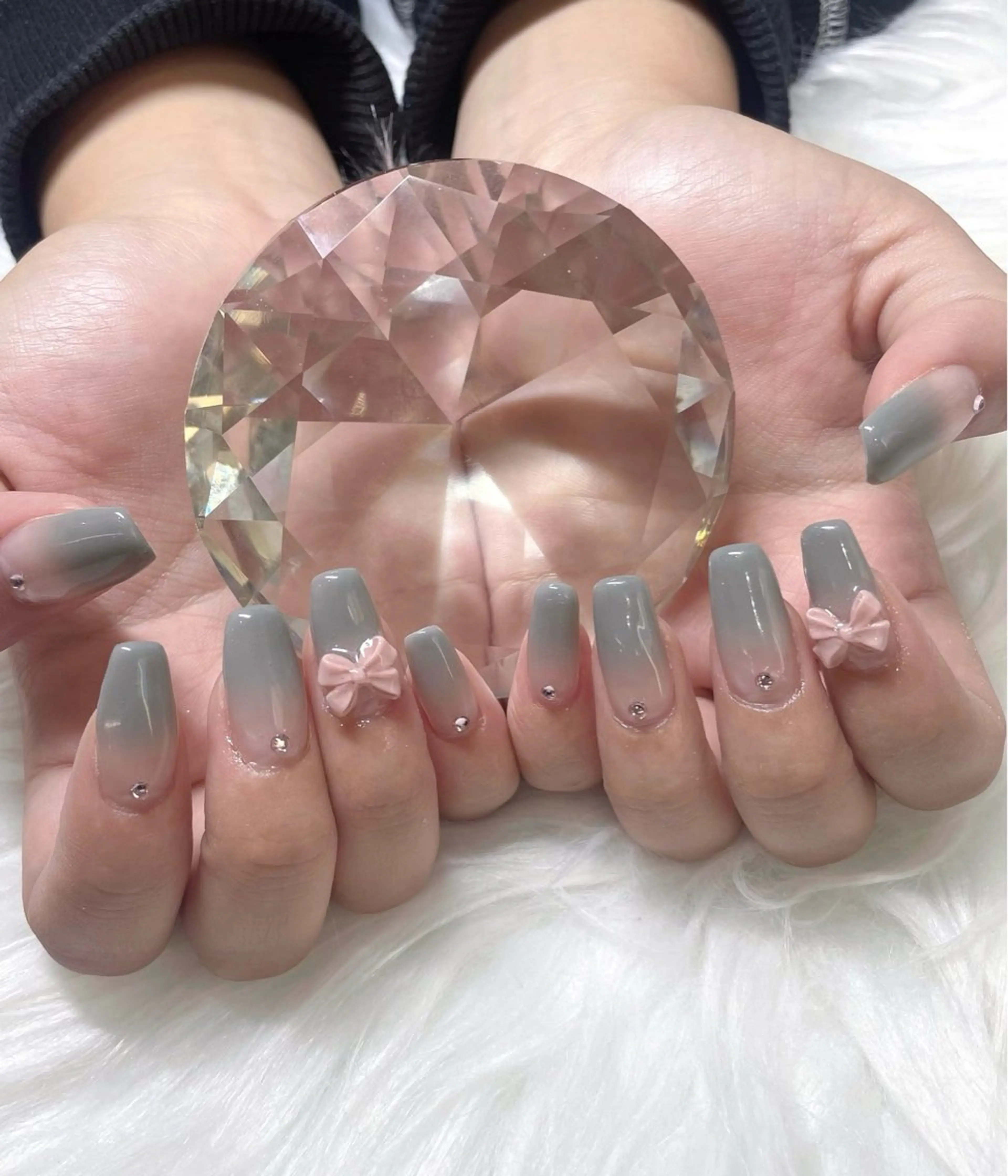 ネイル ガーリー グラデーション ピンク リボン シンプルネイル ハンドネイル e-up by boss所属・e-up nail Arisaのネイルデザイン