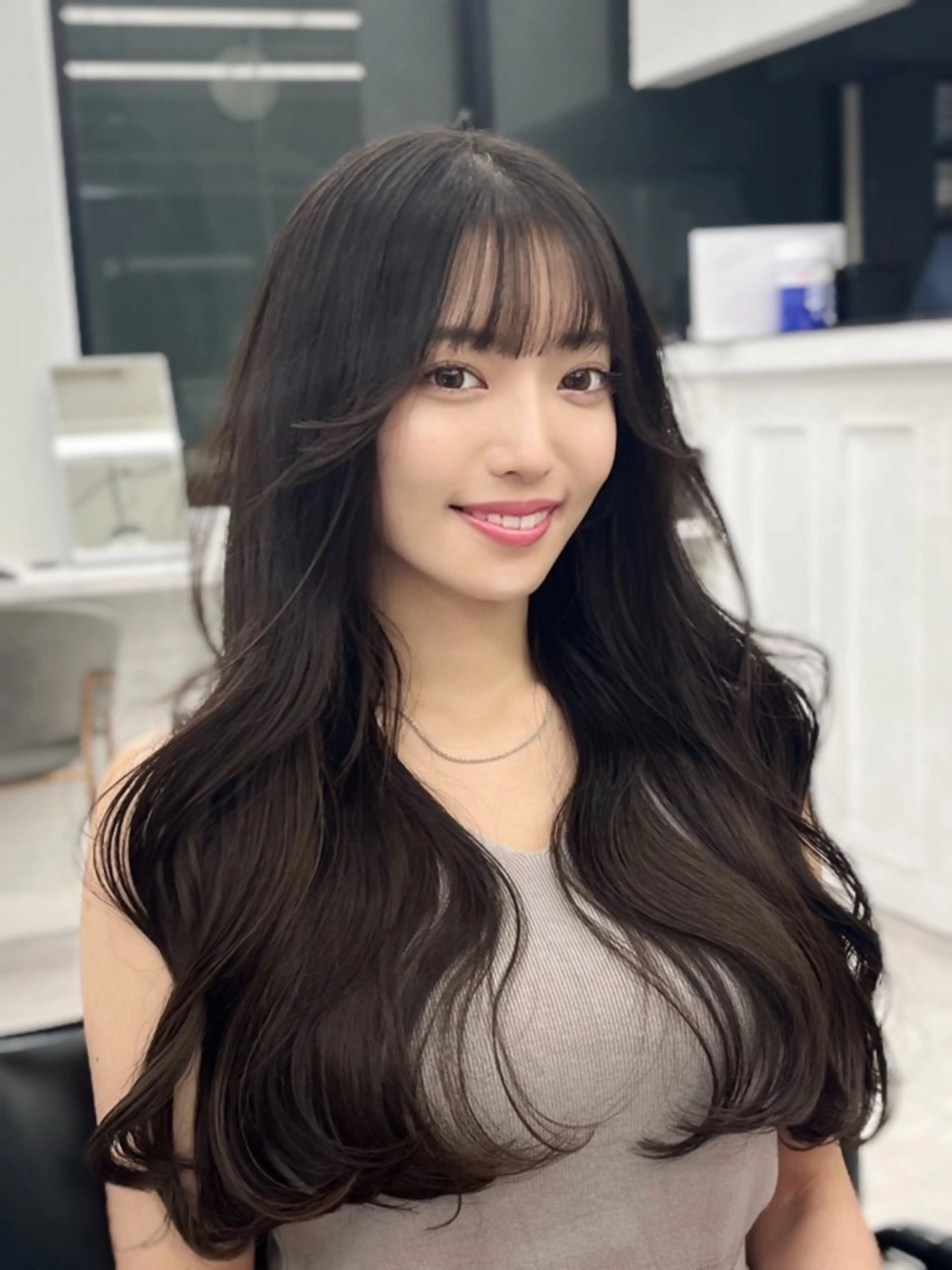 セミロング カラー パーマ ヘアアレンジ メンズ メンズ韓国風 イルミナカラー 髪質改善 韓国風ヘア レイヤーカット 韓国ヘア×顔まわり 🇰🇷和知拓郎のヘアスタイル