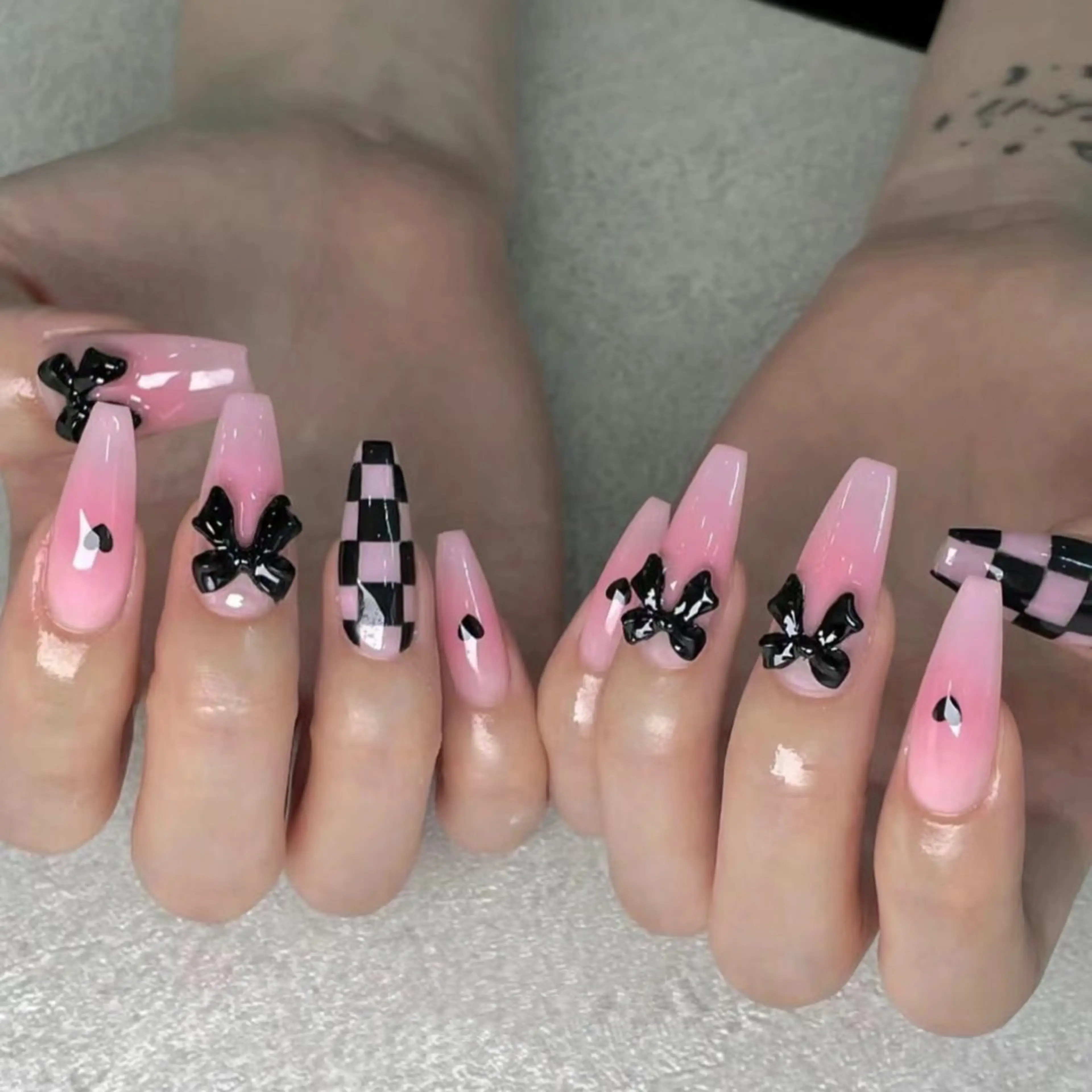 ネイル ハンドネイル 🍑 momo_nailのネイルデザイン