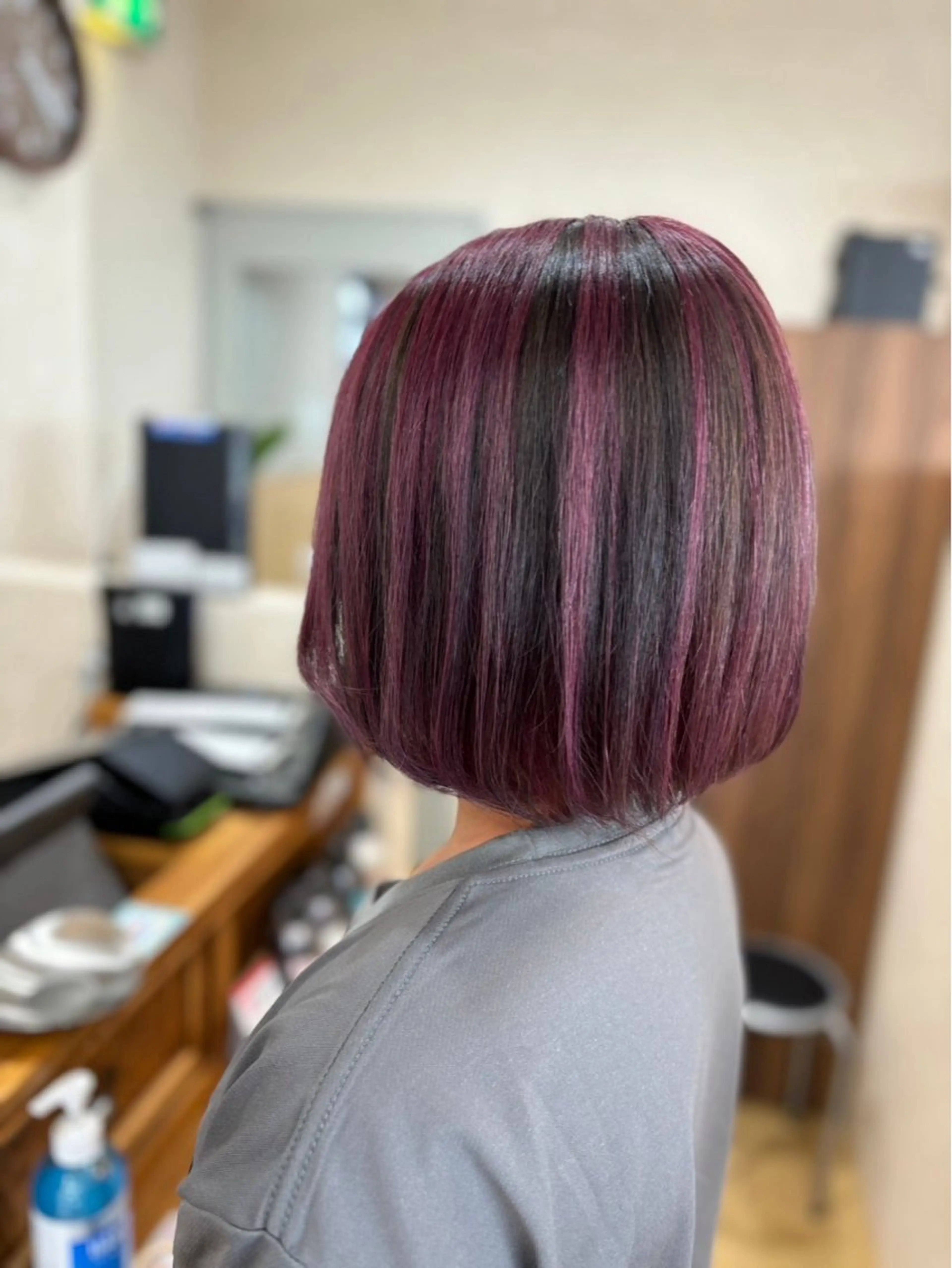 カラー 坂野 結子のヘアスタイル