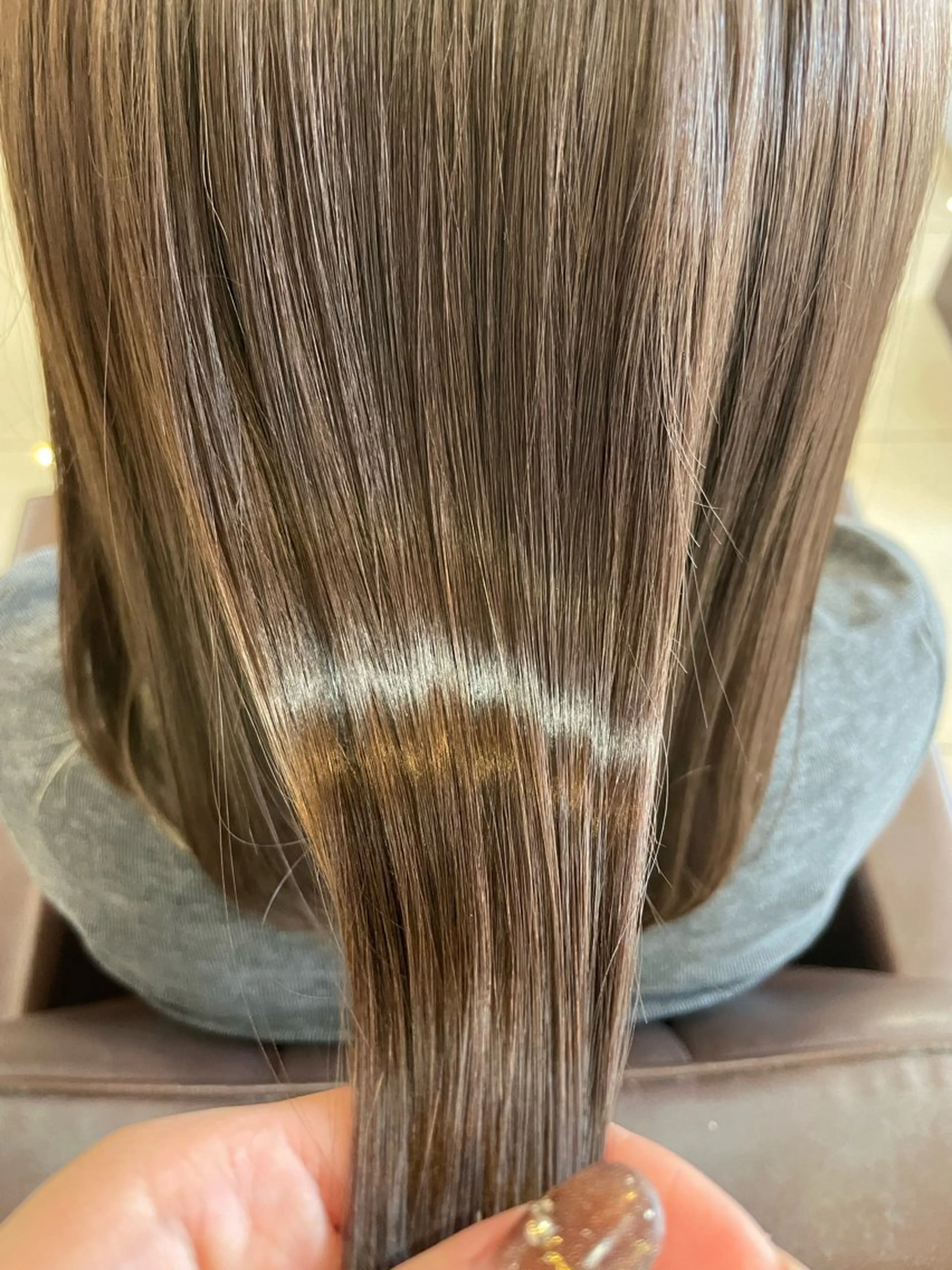 ミディアム カラー ヘアカラー トリートメント 透明感カラー🤎 まつパ/寺畑結理のマツエク・マツパデザイン