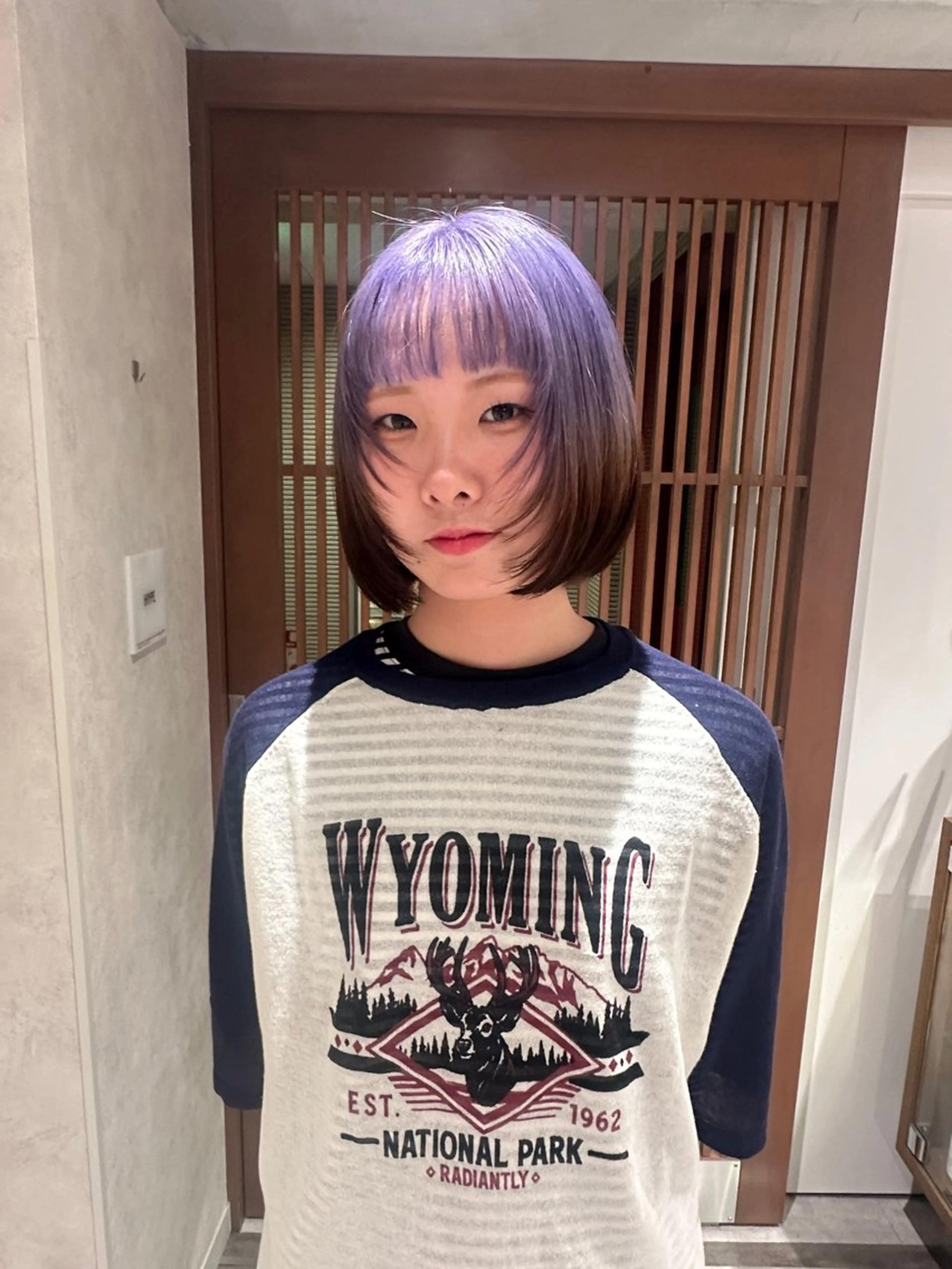 ミディアム ヘアカラー ハイトーン🫀 デザイン🪐yumeのヘアスタイル