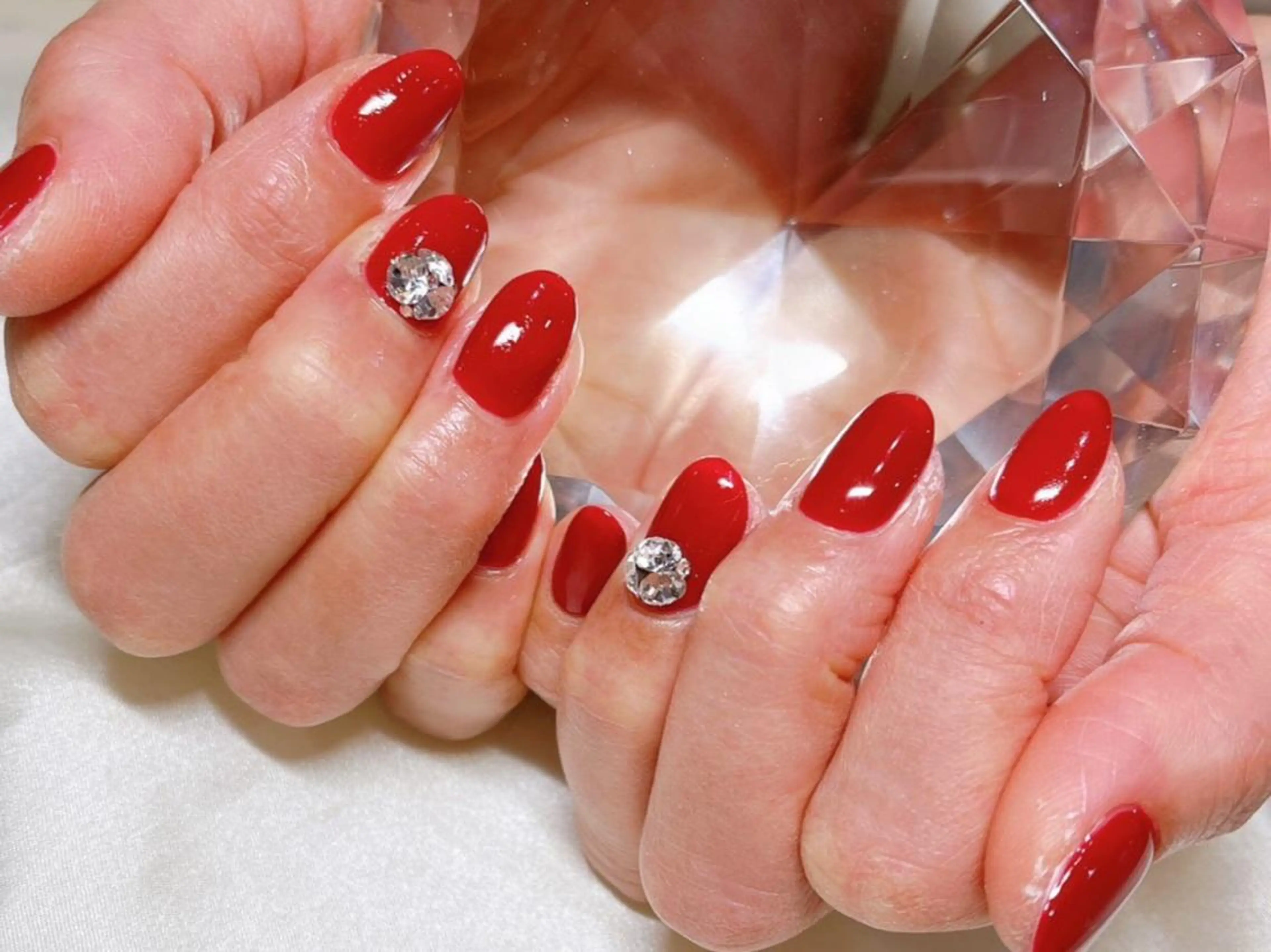 ネイル マツエク・マツパ アイブロウ 韓国風マツエク パリジェンヌラッシュリフト まつげパーマ ワンホンマツエク 長さ出し ハンドネイル Nail&eye Belire 新宿のネイルデザイン