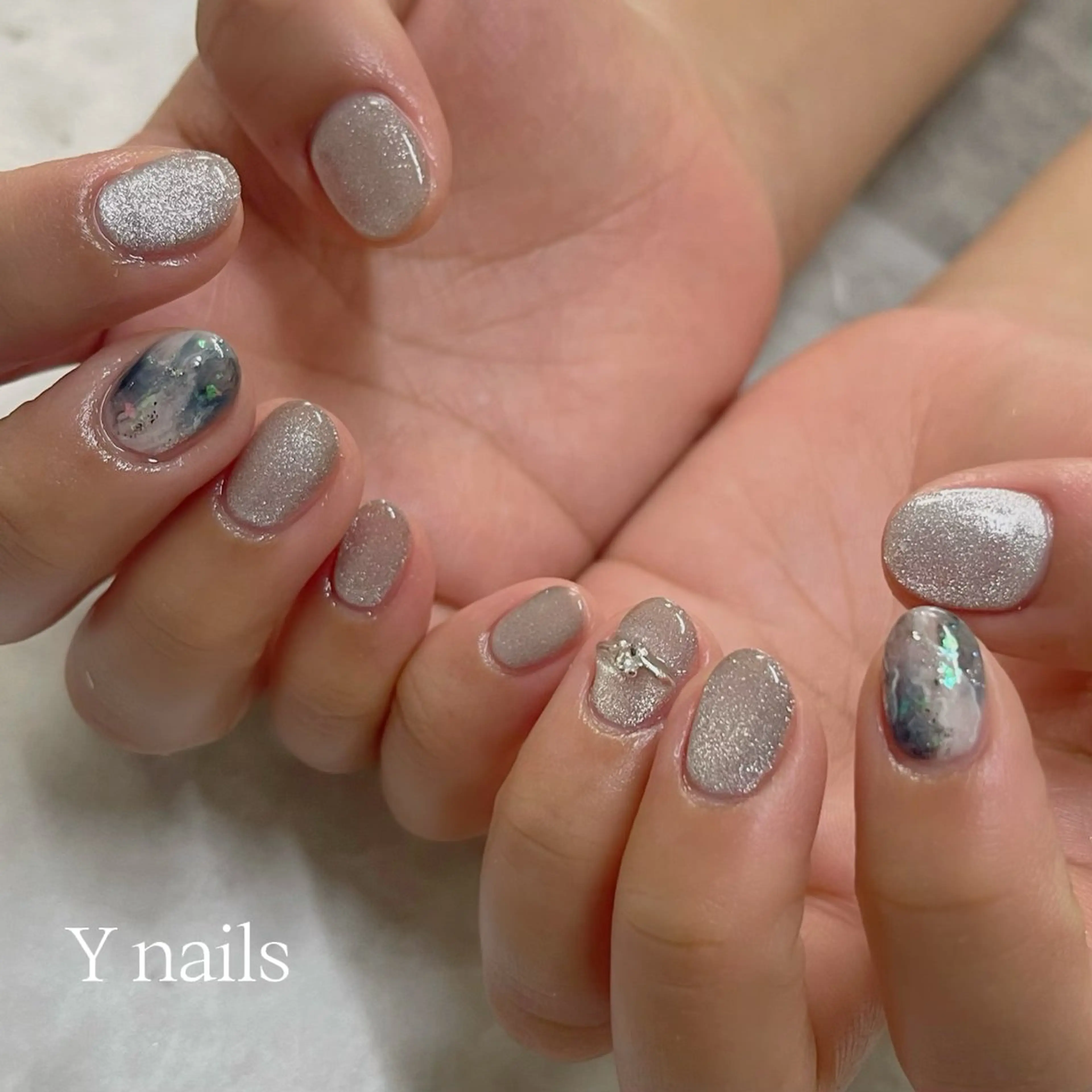 ネイル マグネットネイル ニュアンスネイル ハンドネイル 桜井 Y nailsのネイルデザイン