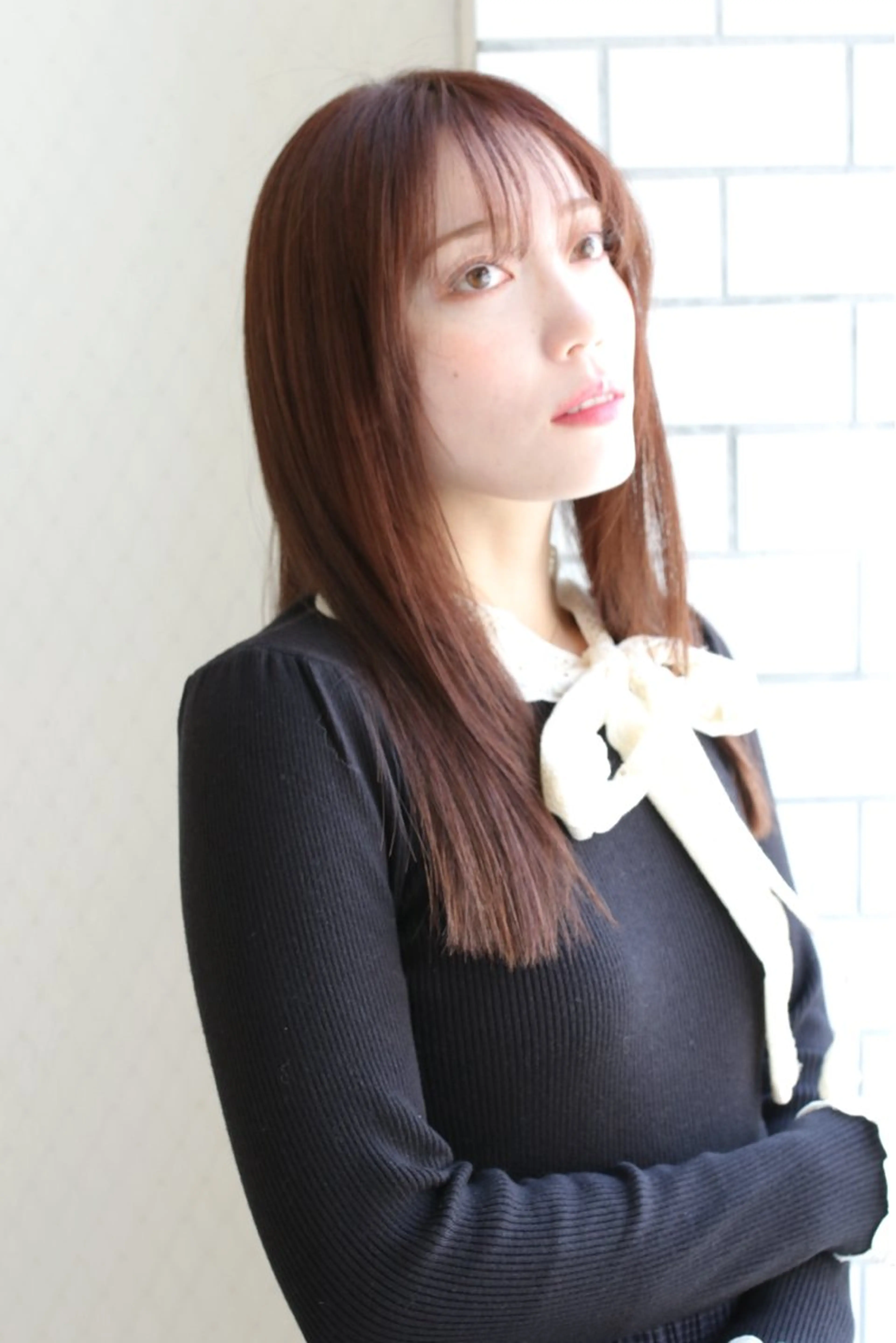 ロング カット ヘアカラー 朝尾 愛花のヘアスタイル