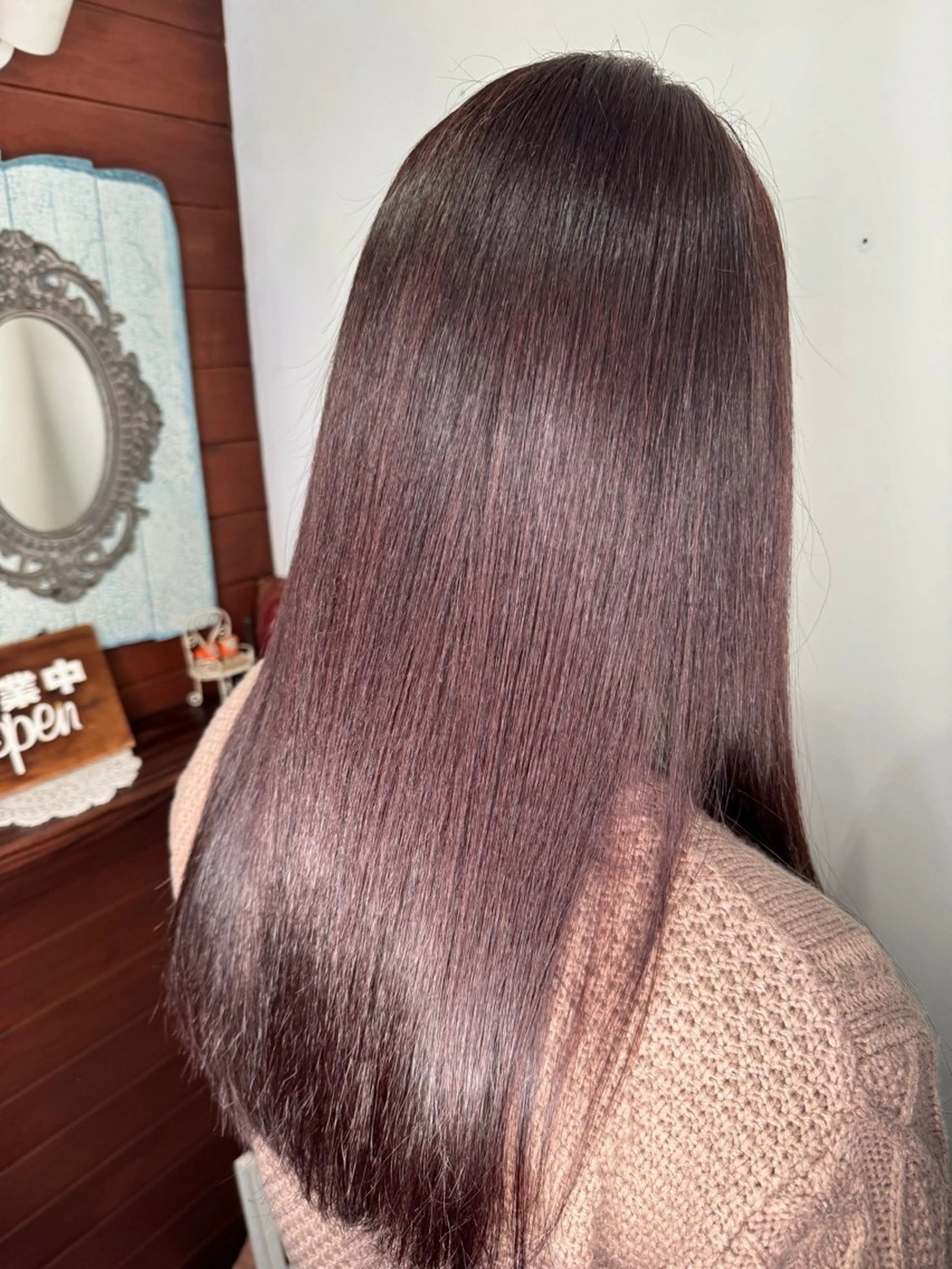 カラー L-Blossom北上尾所属・大塚 しおりのヘアスタイル