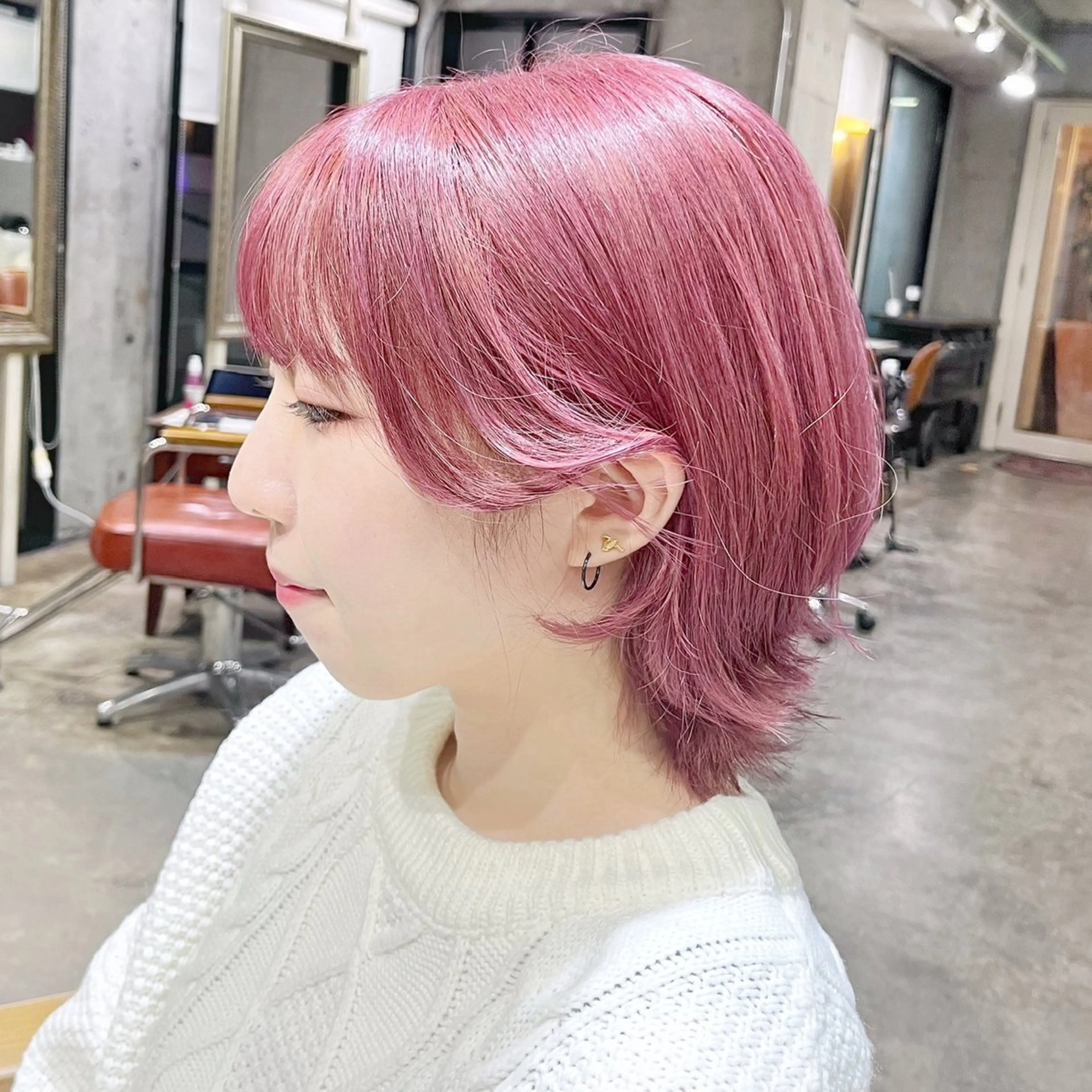 セミロング カラー ヘアアレンジ ブリーチ ヘアカラー ピンクカラー🩷 ヘアセットＮＯ.1のヘアスタイル