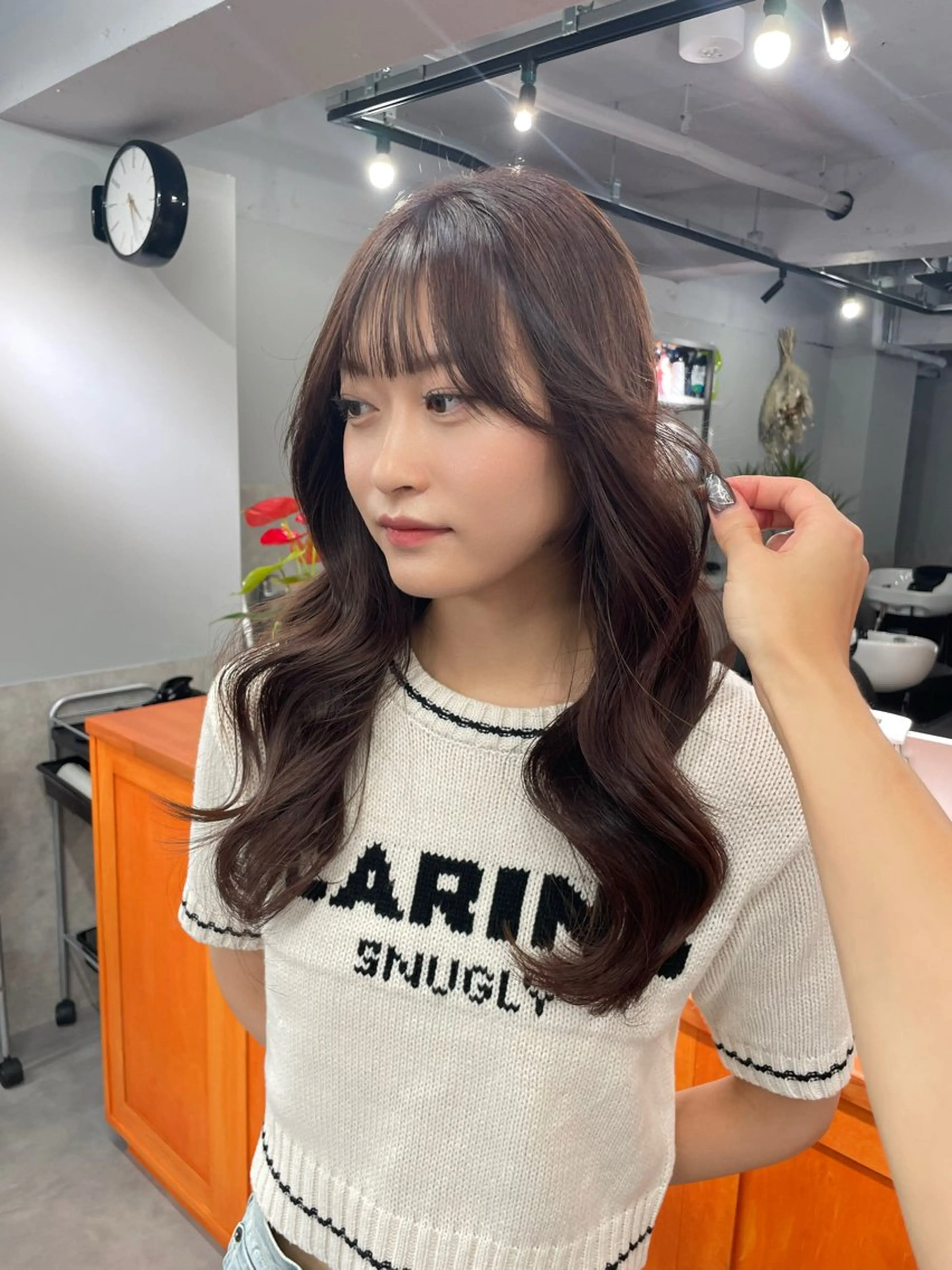 ロング カラー ヘアカラー ミルクティーベージュ ❤︎レイヤー　MIAのヘアスタイル
