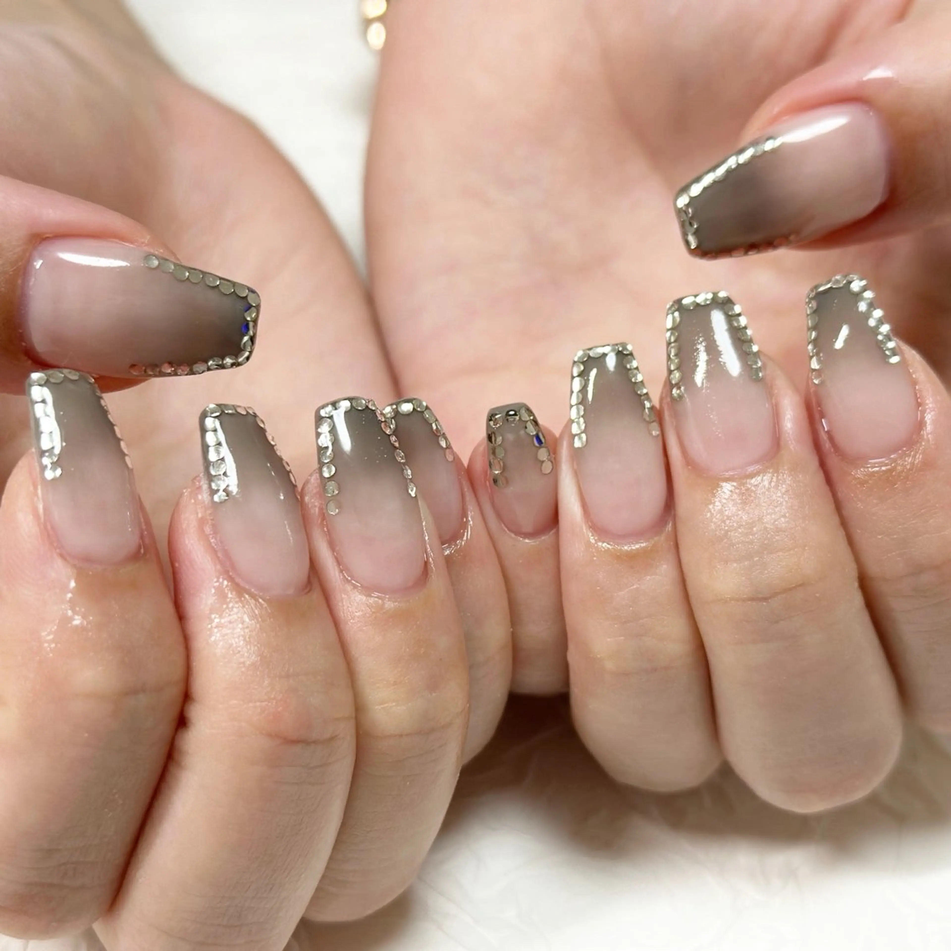 ネイル キラキラネイル ストーンネイル ♡Nailist yui♡のネイルデザイン