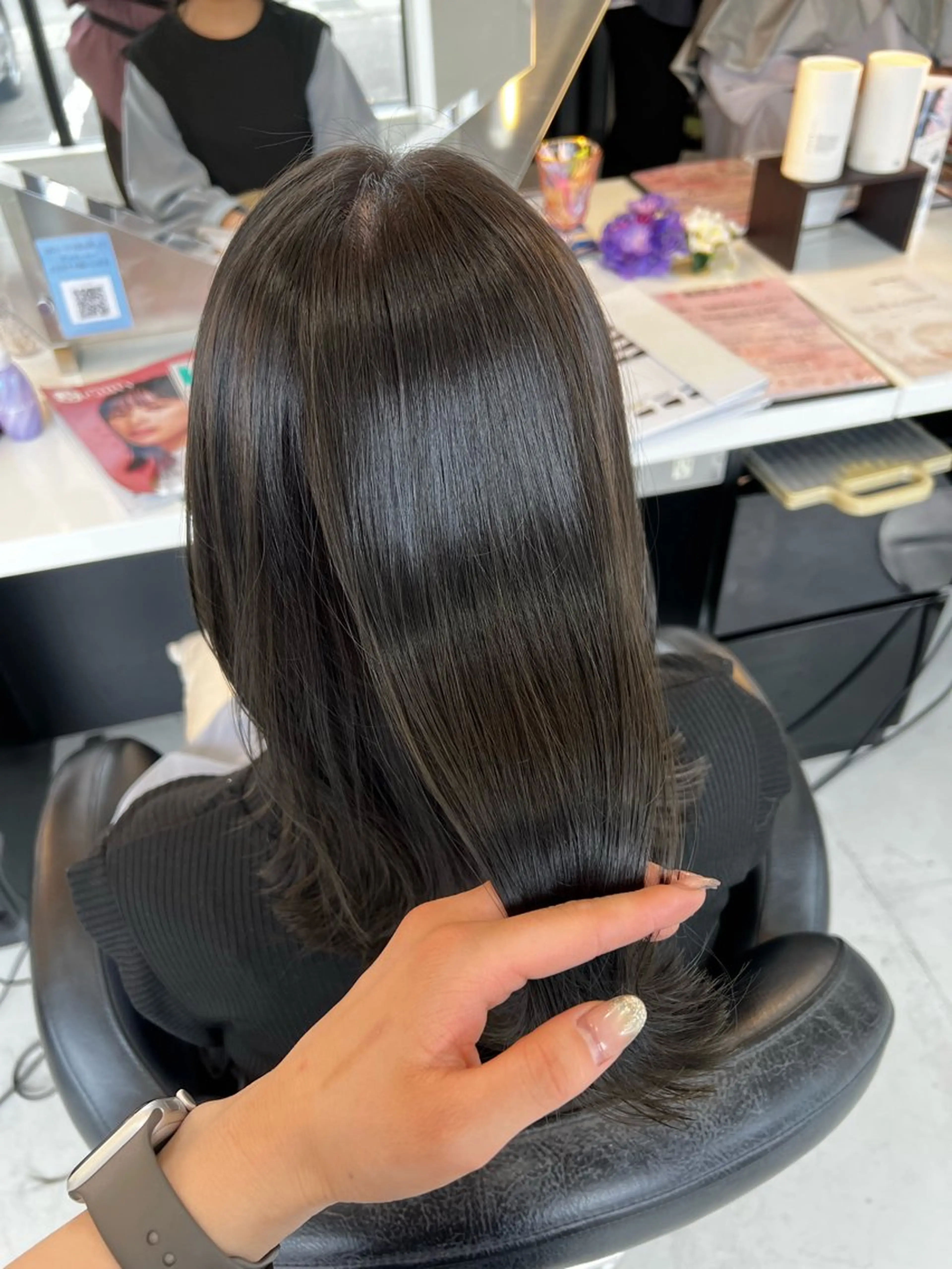 セミロング カット ヘアカラー トリートメント 韓国風顔まわり/もみ れ毛/マツエク♡美咲のヘアスタイル