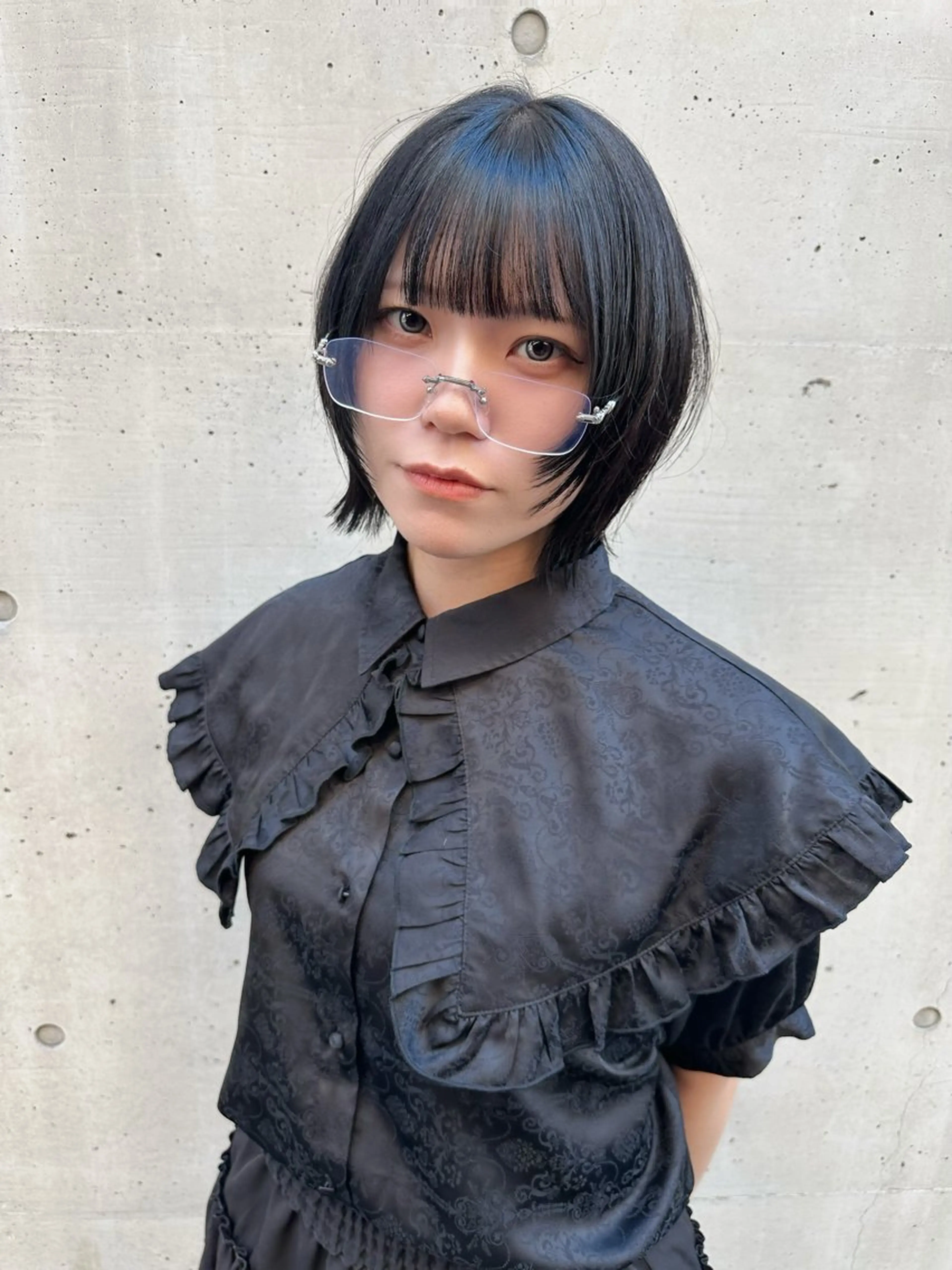 ミディアム カラー ウルフとハイトーン みっちー✂️のヘアスタイル