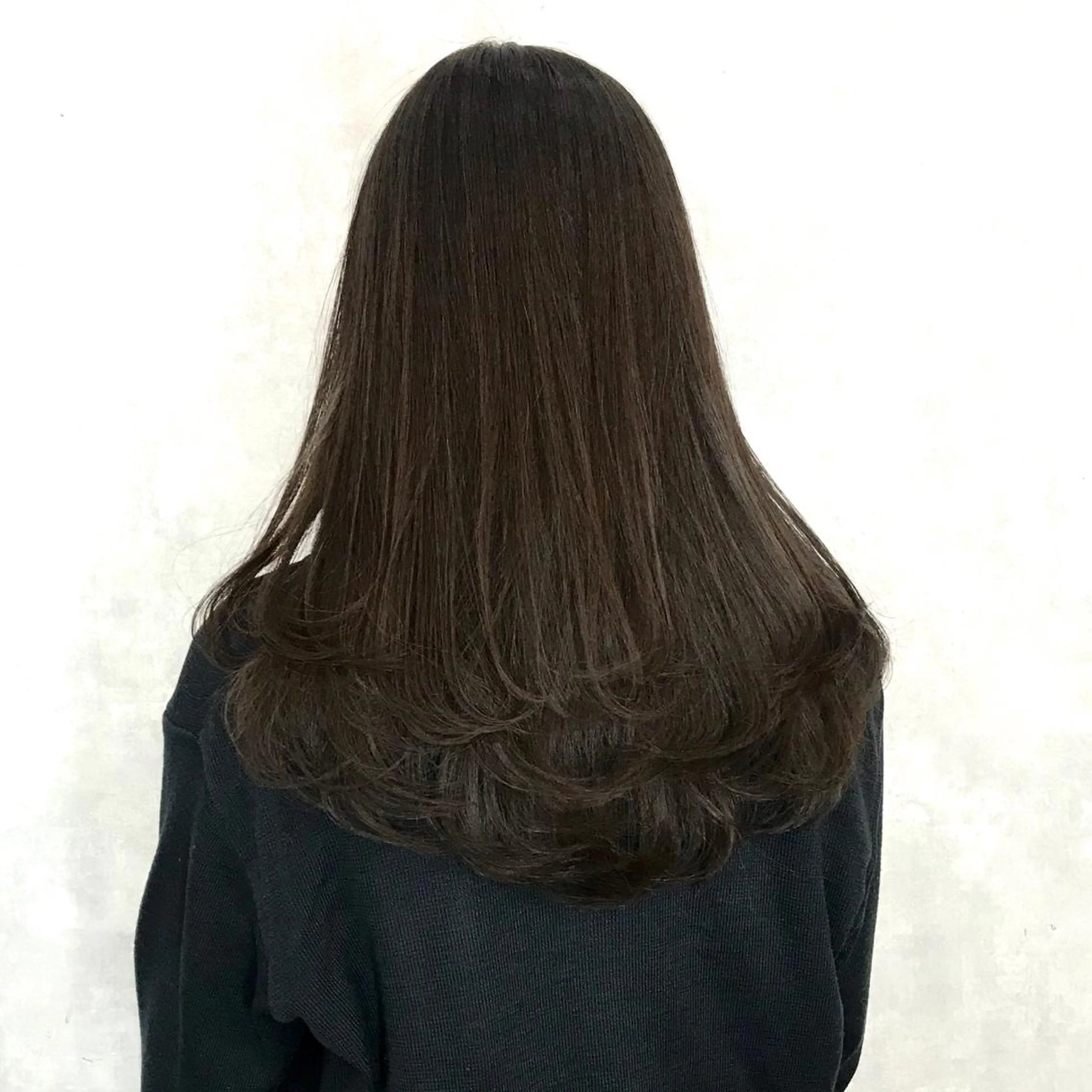 ロング ヨシンモリ ムルギョル巻き 韓国風ヘア レイヤーカット シースルーバング サロウィン所属・K-POP好き美容師 🇰🇷Kai.Yのヘアスタイル