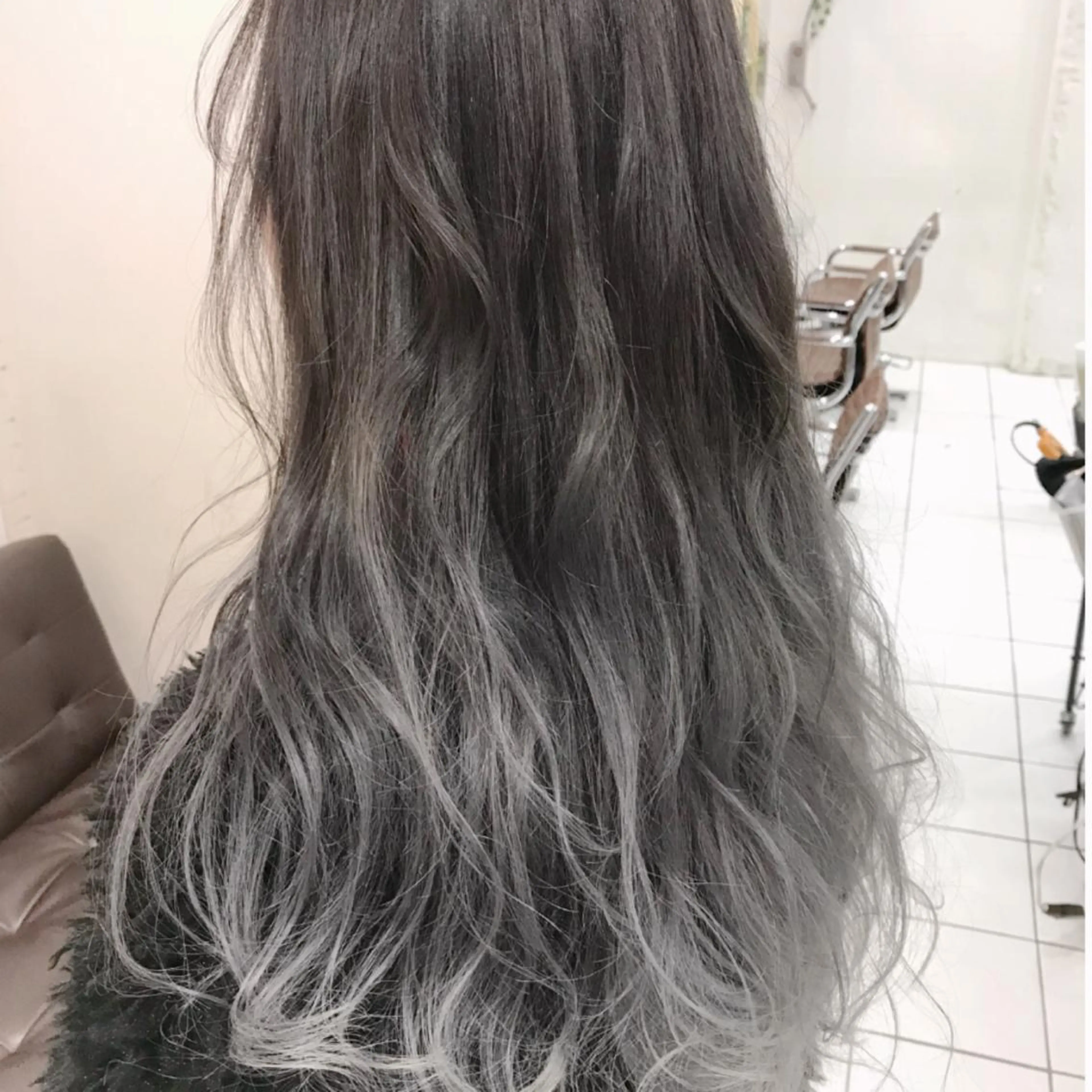 セミロング カラー パーマ ヘアアレンジ メンズ サロウィン柏所属・神山 昌子のヘアスタイル