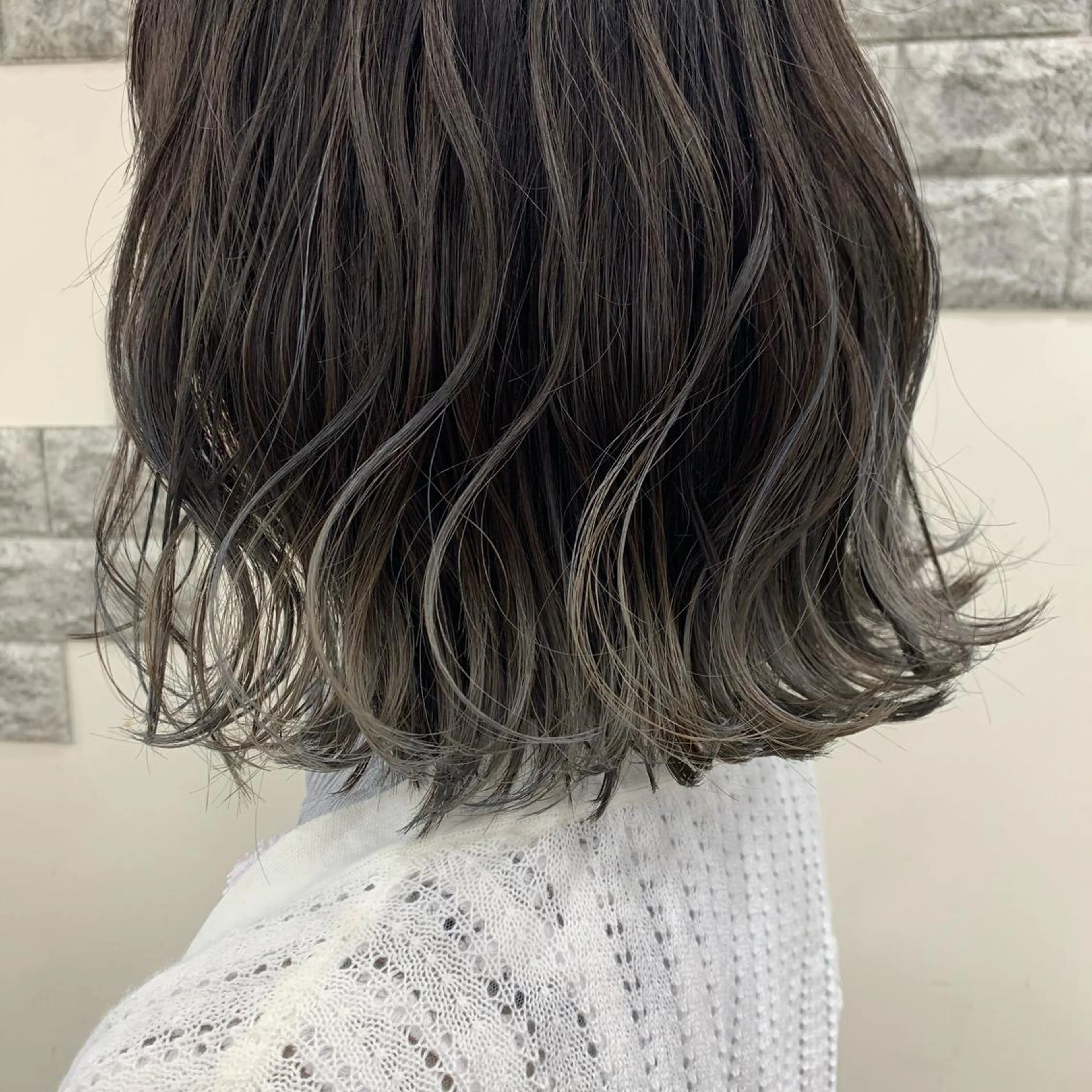 ショート カラー SALOWIN新宿三丁目 Frente店所属・薄田 珠美のヘアスタイル