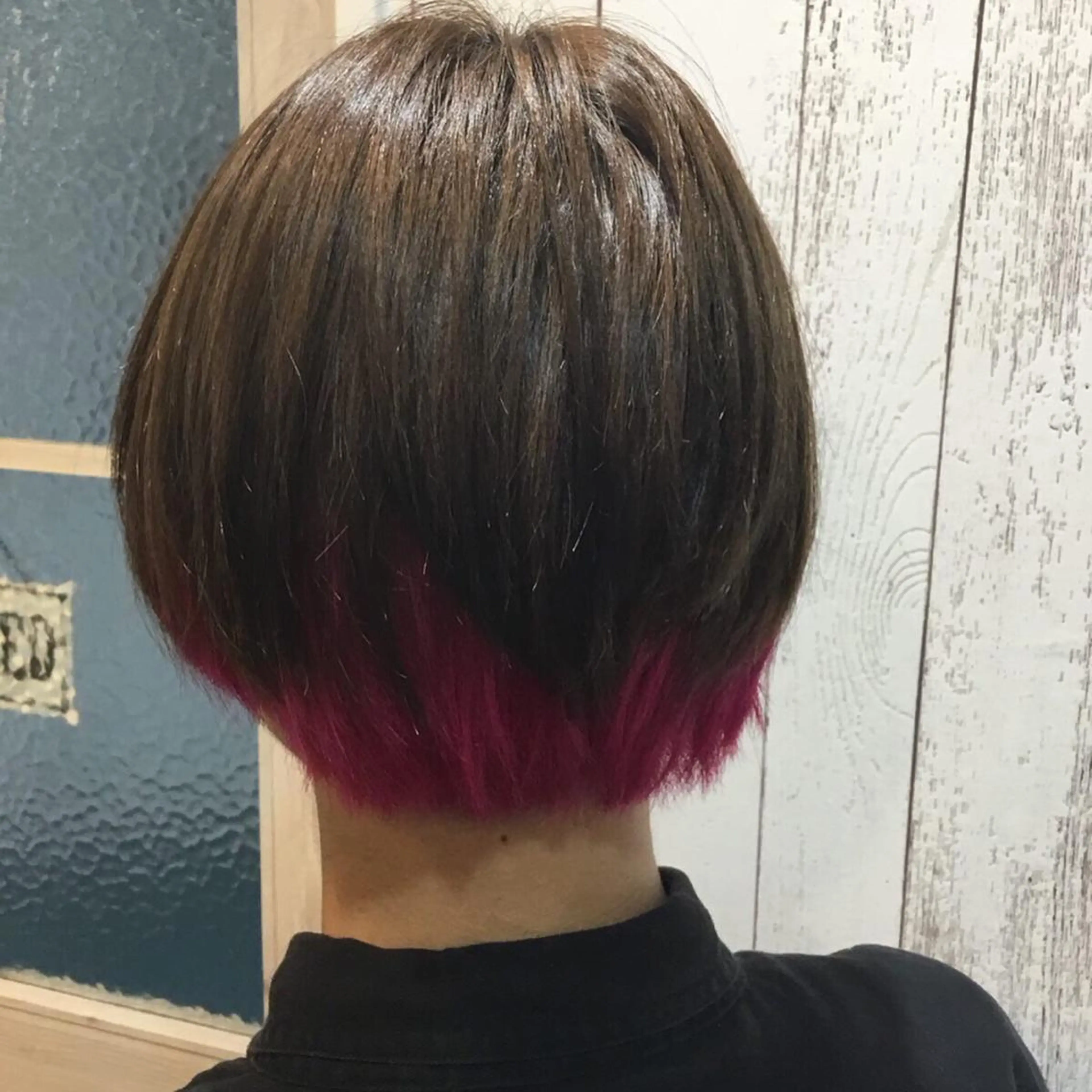 ショート カラー embrace エンブレイスのヘアスタイル