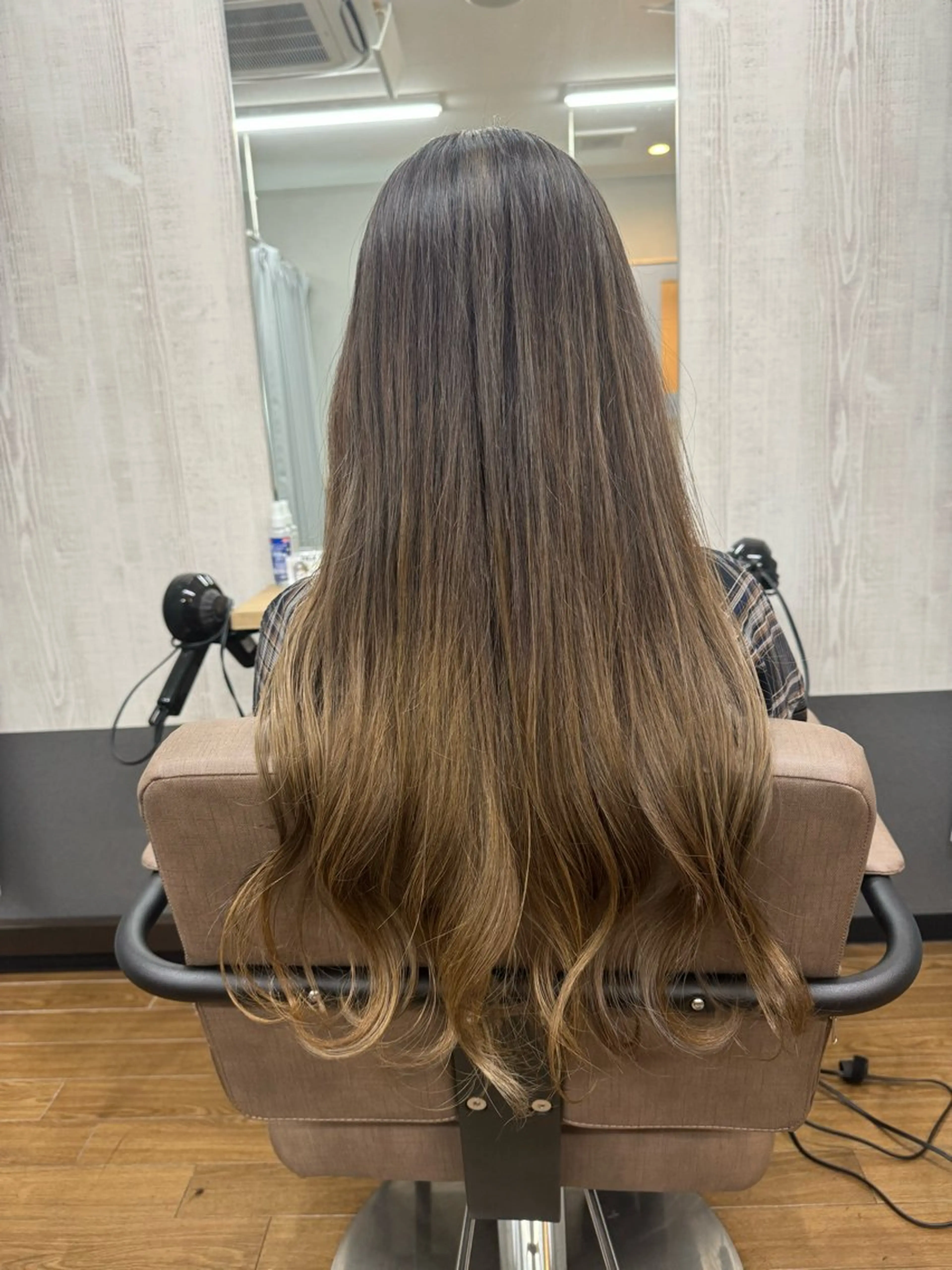 ロング ハイライト トリートメント カット ヘアカラー TELA HAIR 稲毛店　千尋のヘアスタイル