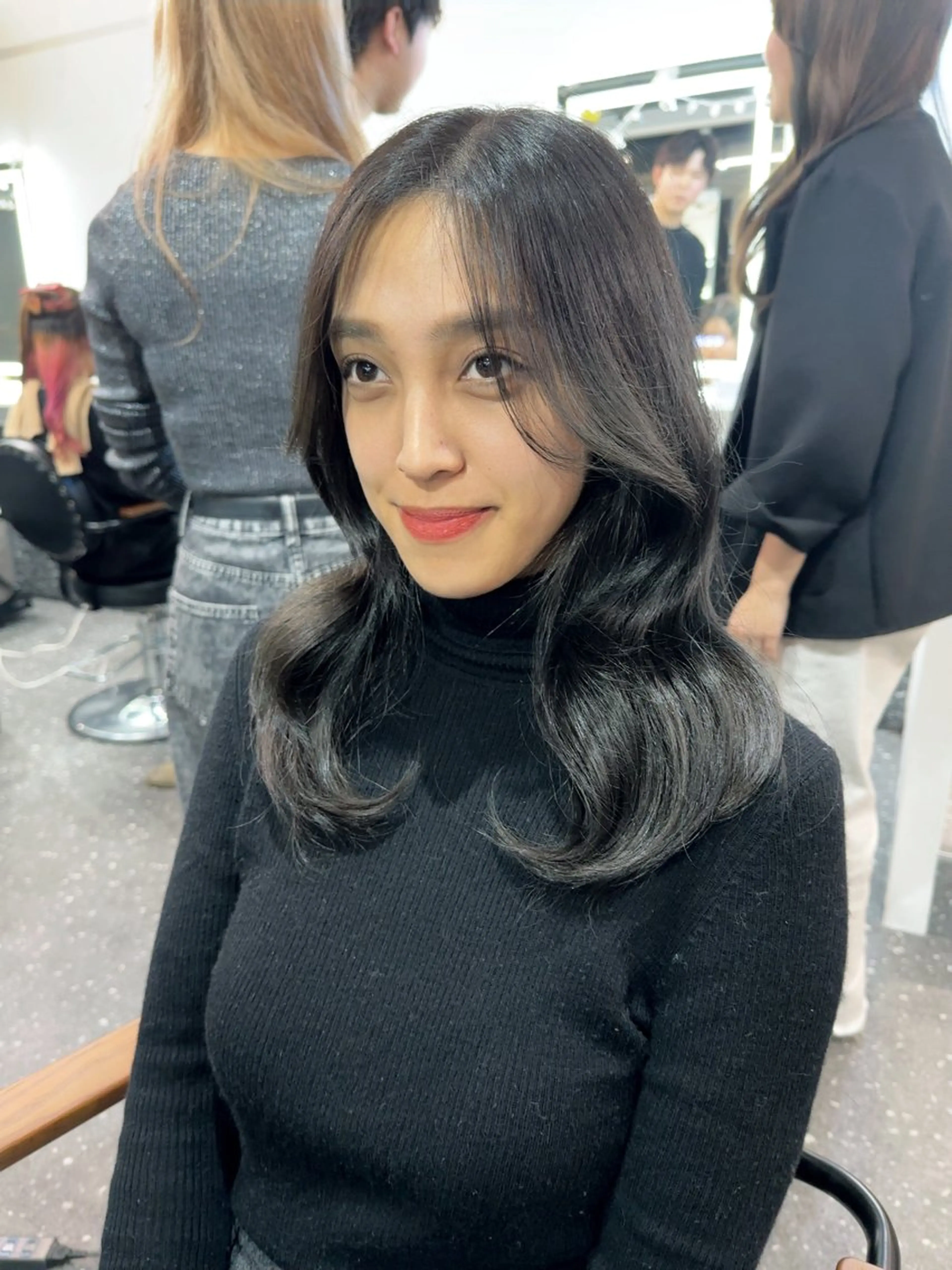 セミロング カラー ヘアカラー トリートメント 髪質改善⭐️縮毛矯正 吉祥寺⭐️Rinaのヘアスタイル