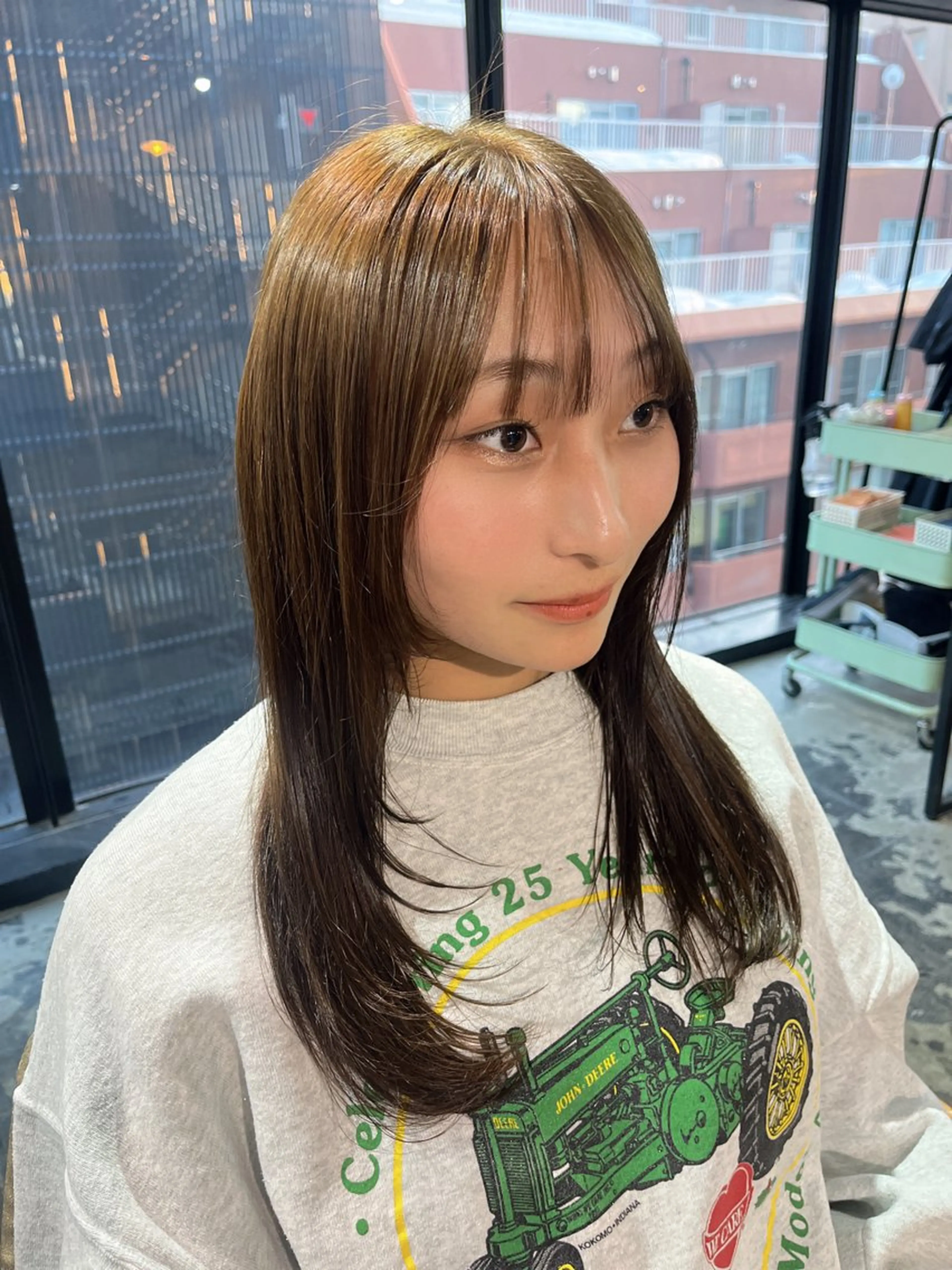 セミロング カラー ヘアカラー YUNA🍒 暖色カラーのヘアスタイル