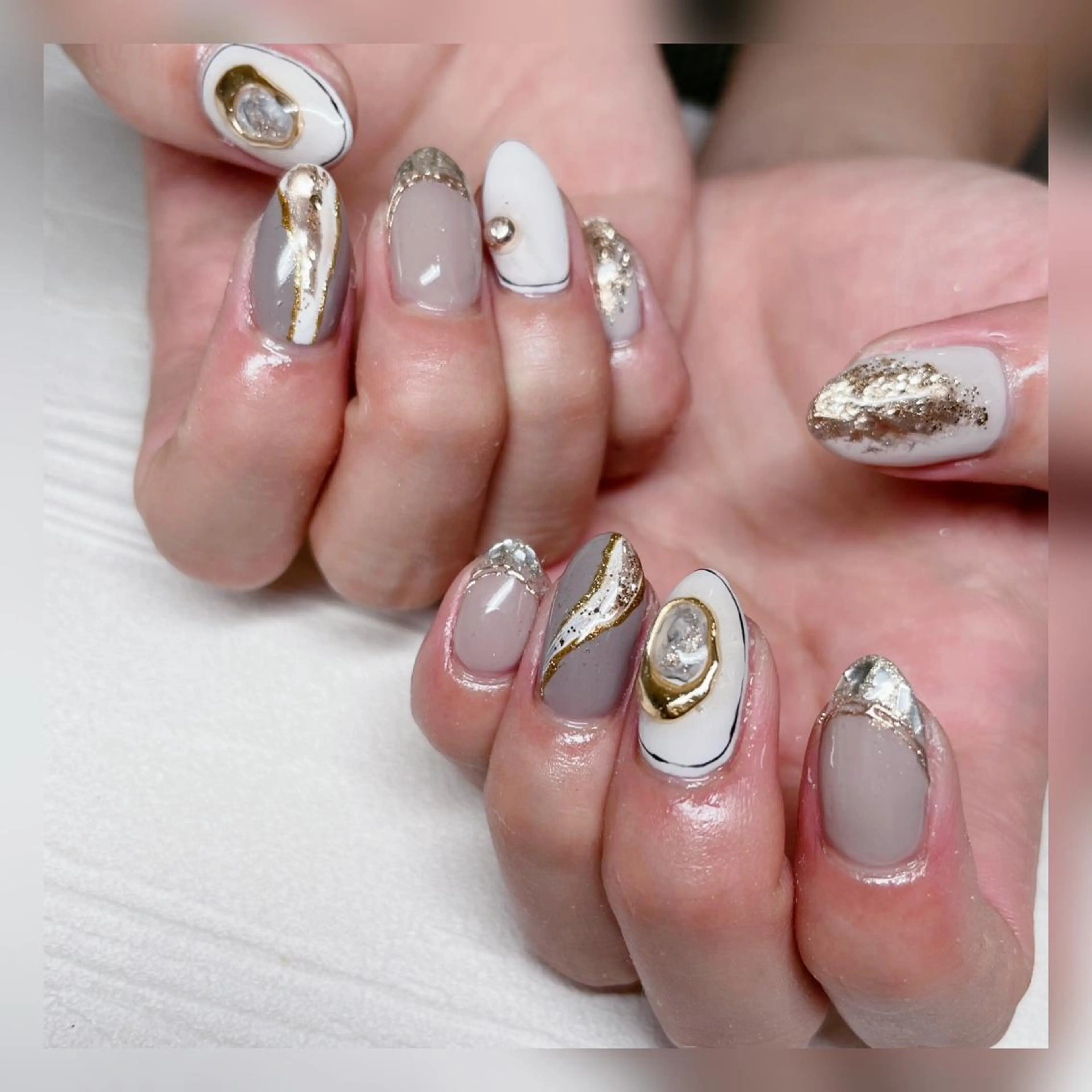 ネイル 【カメレオン】 上村 祥子のヘアスタイル