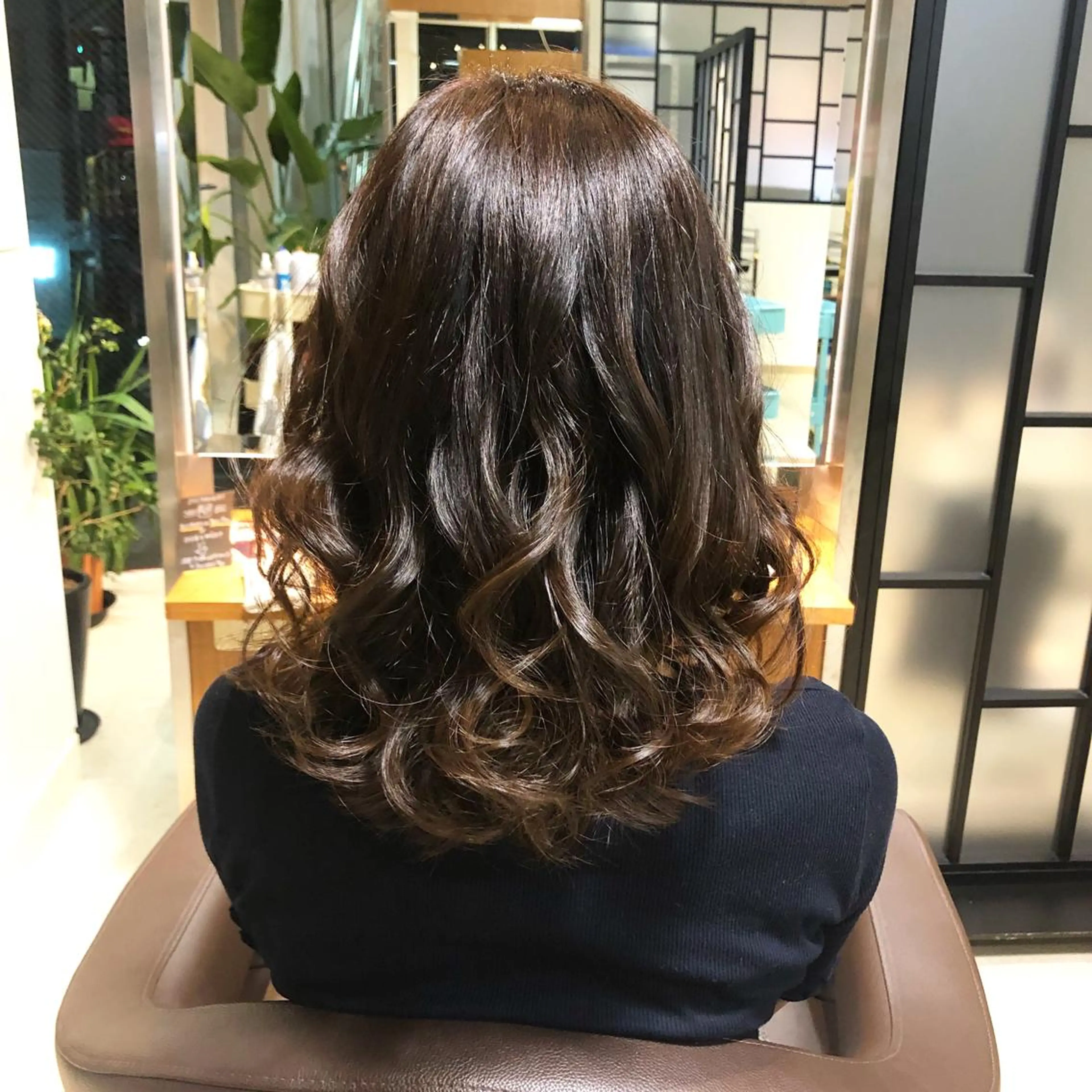 カラー アッシュ アッシュブラウン ブラウンカラー 透明感カラー デザイン／ブリーチ /綾華のヘアスタイル