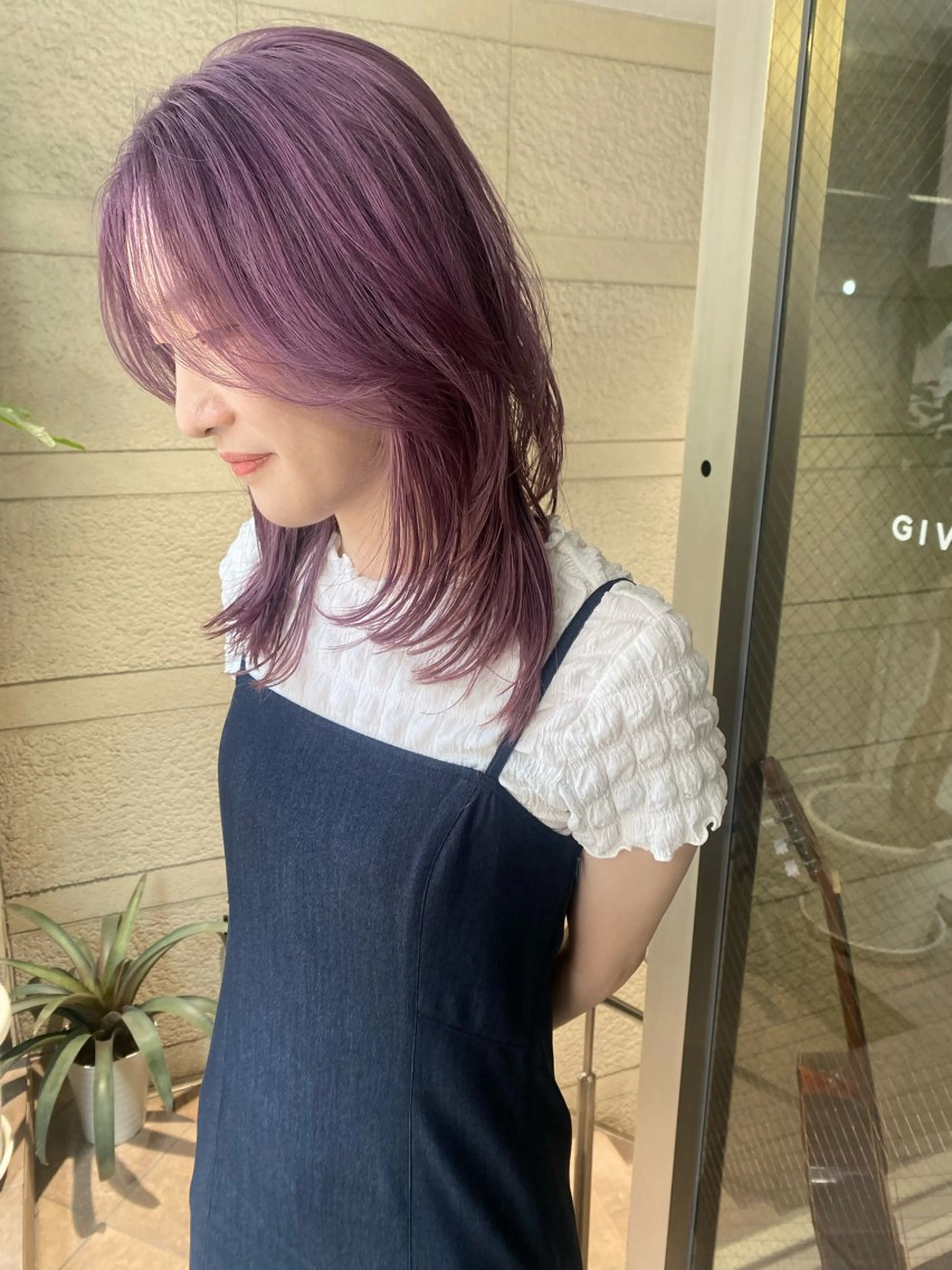 ミディアム カラー ラベンダーカラー ラベンダーピンク ピンクカラー カット ヘアカラー givet所属・心斎橋/デザインカラ ー/海外風/ナツミのヘアスタイル