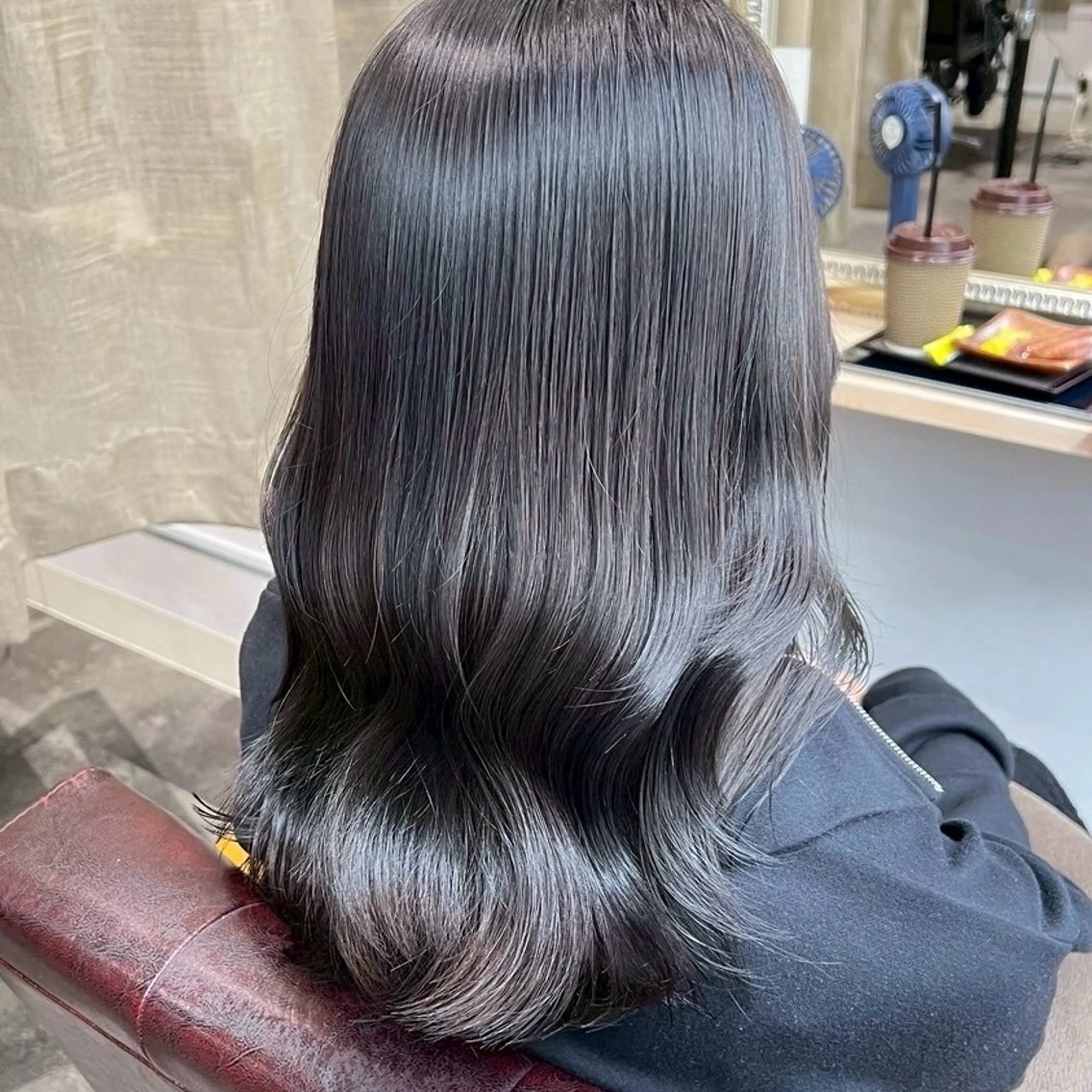 ロング カラー アッシュ アッシュグレー アッシュグレージュ グレージュ カット ヘアカラー トリートメント マエダルイ🌐 韓国ヘア🌐博多のヘアスタイル