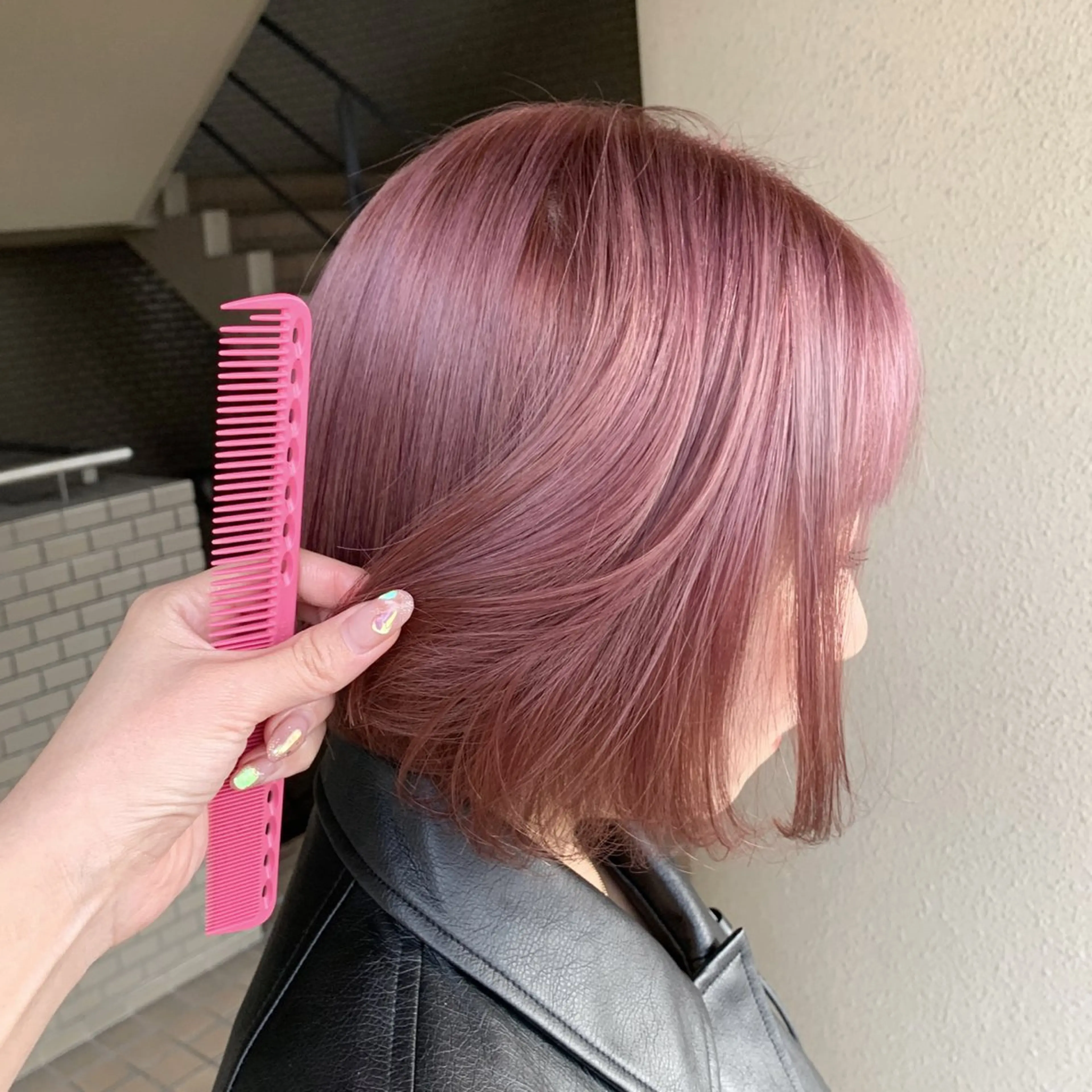 ショート カラー ピンクカラー カット ヘアカラー regalo Acari🍎のヘアスタイル