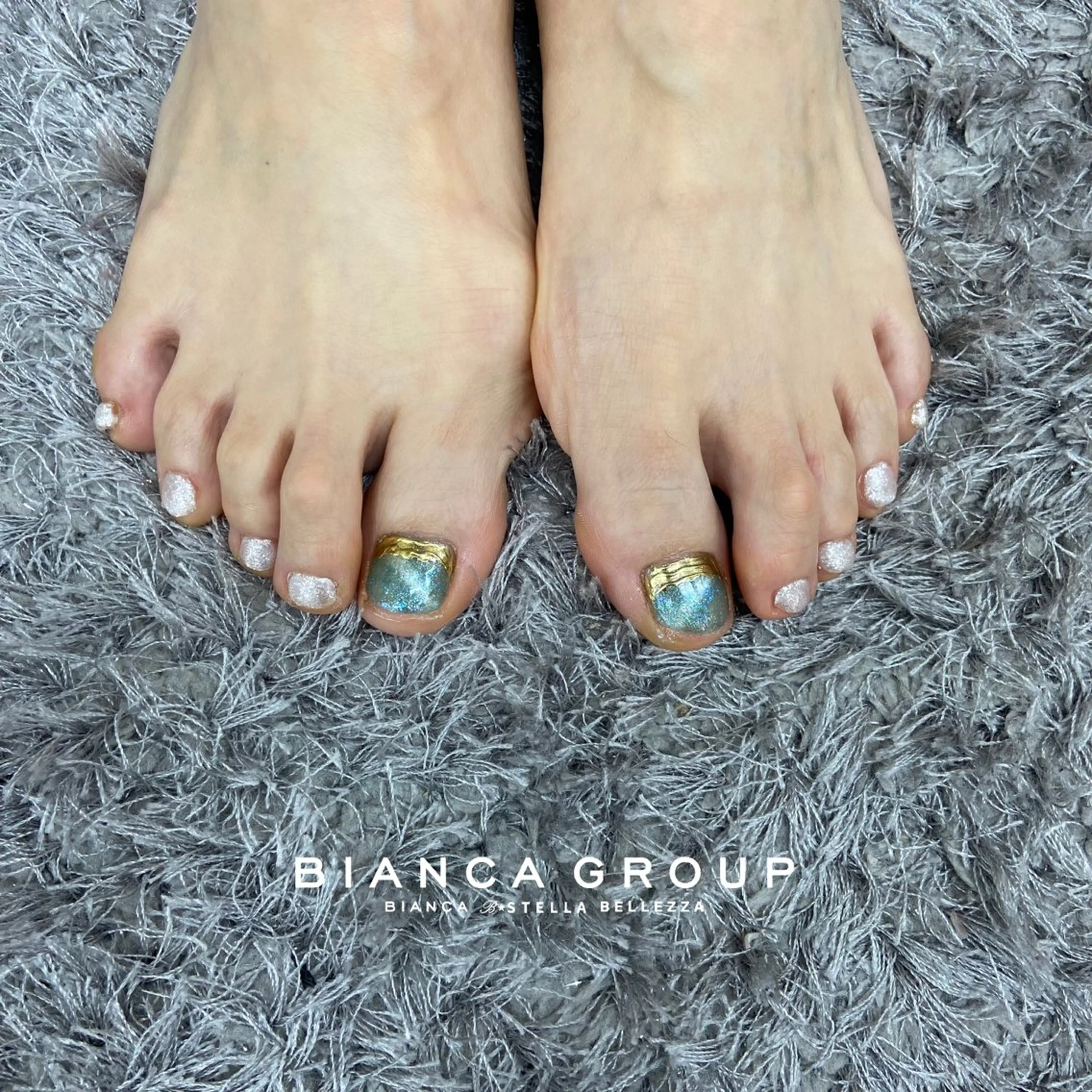 ネイル フットネイル Bianca 若松 颯菜のネイルデザイン