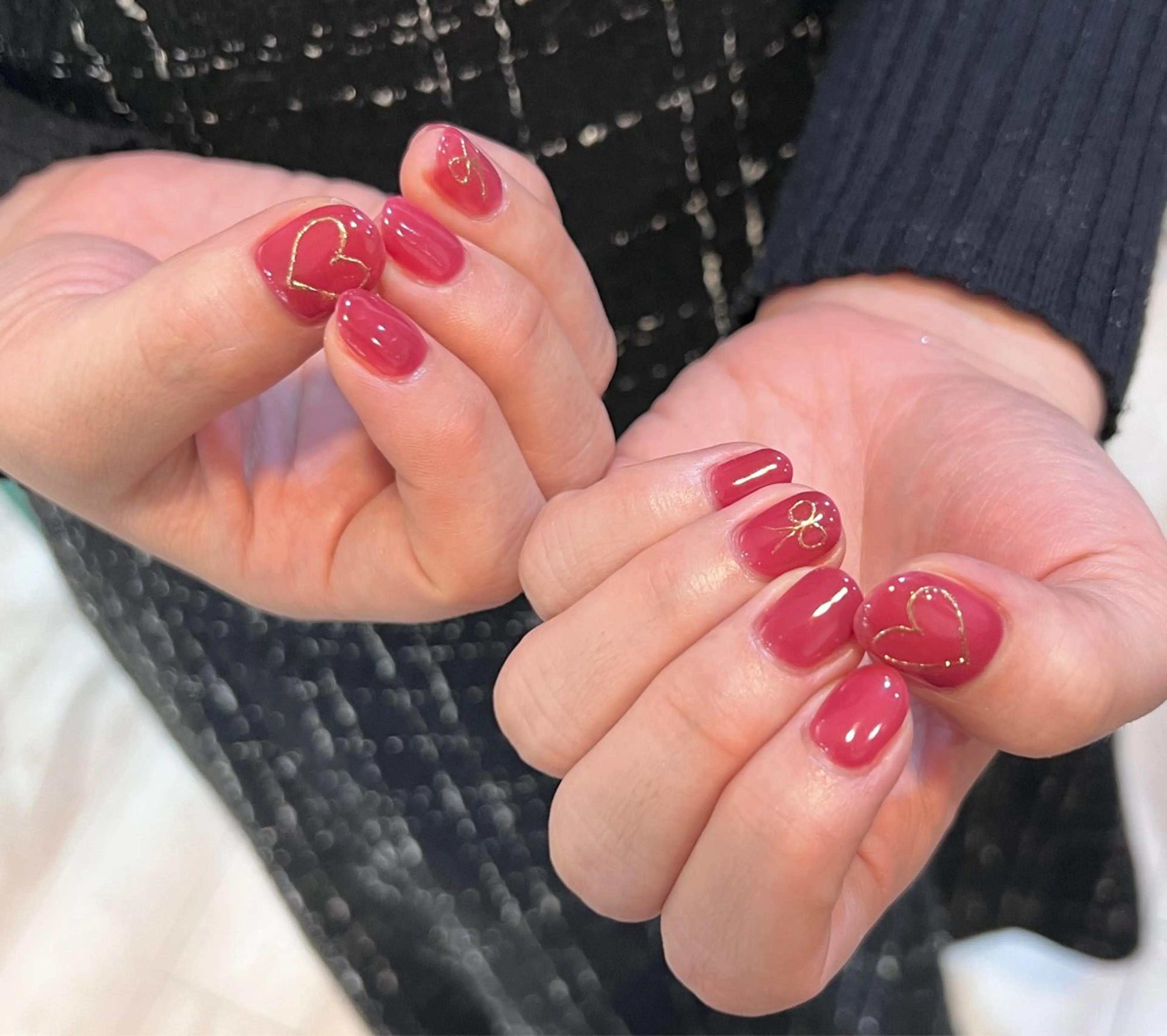 ネイル ハート 持ち込み リボン いちじゅう あおいのネイルデザイン
