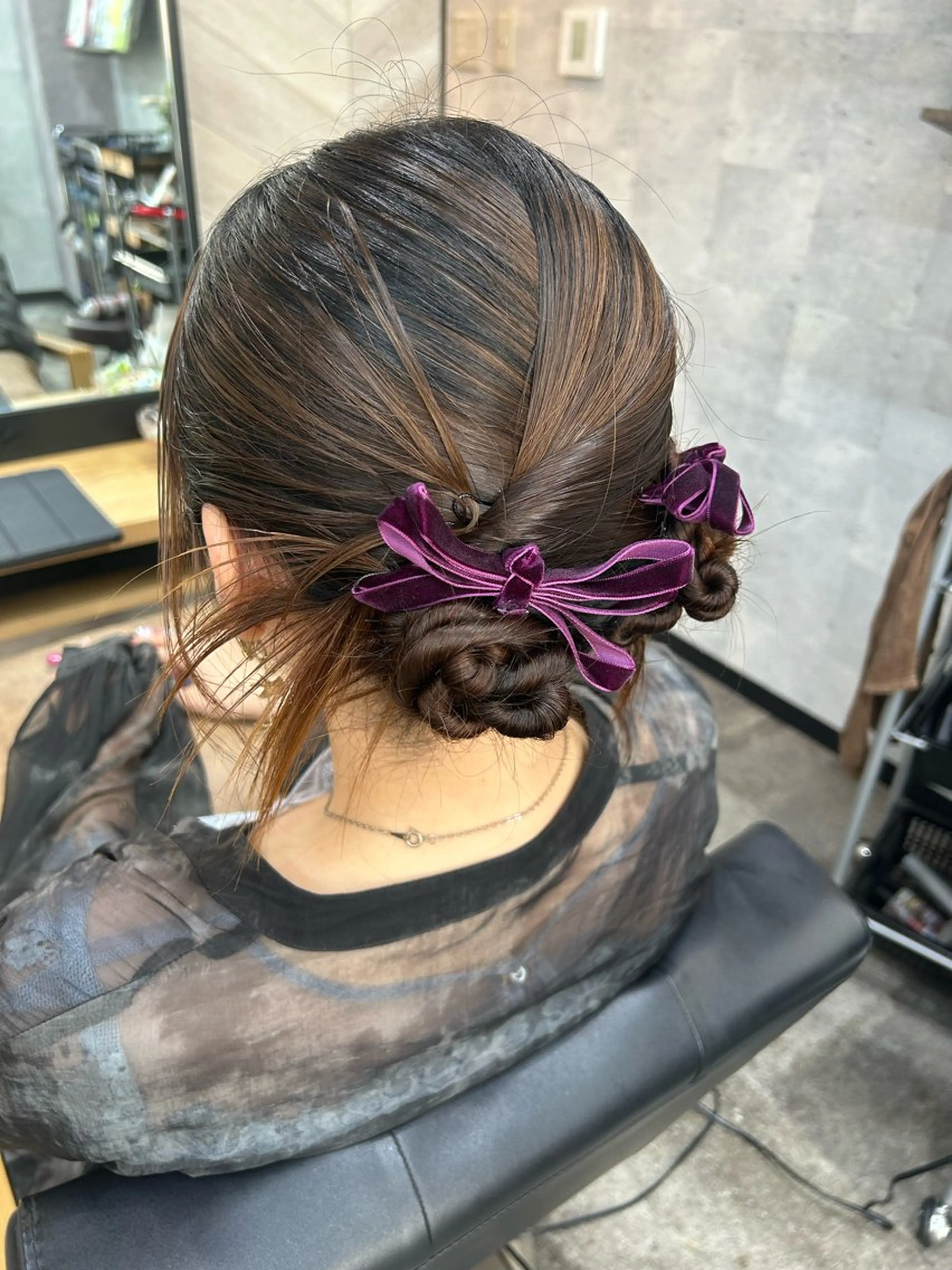 セミロング ヘアアレンジ ヘアセット 飯塚 沙衣のヘアスタイル