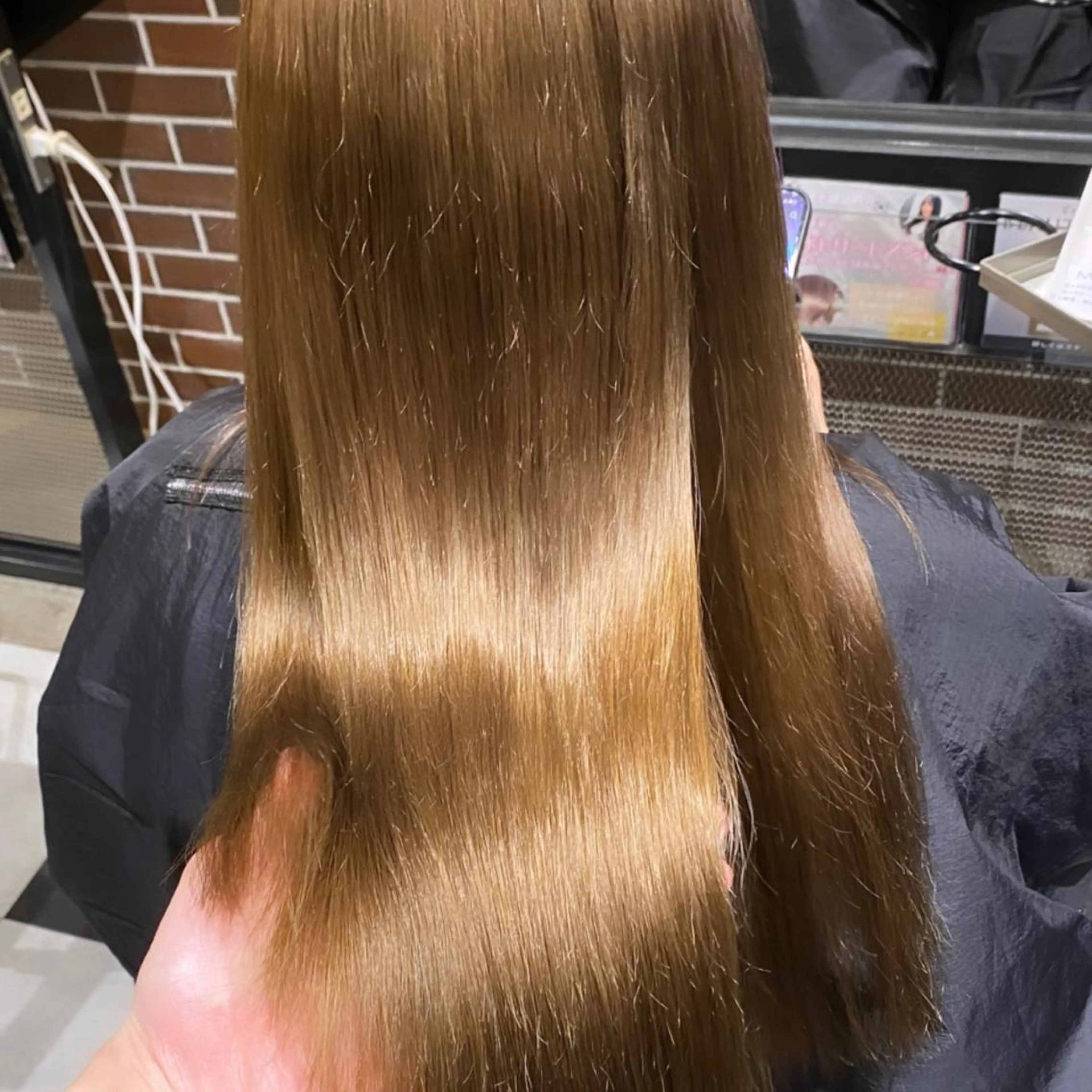 ロング カラー ベージュカラー ブリーチ ブロンド ブロンドベージュ ケアブリーチ ✨ハッシュカット✨ ユウキ✨のヘアスタイル