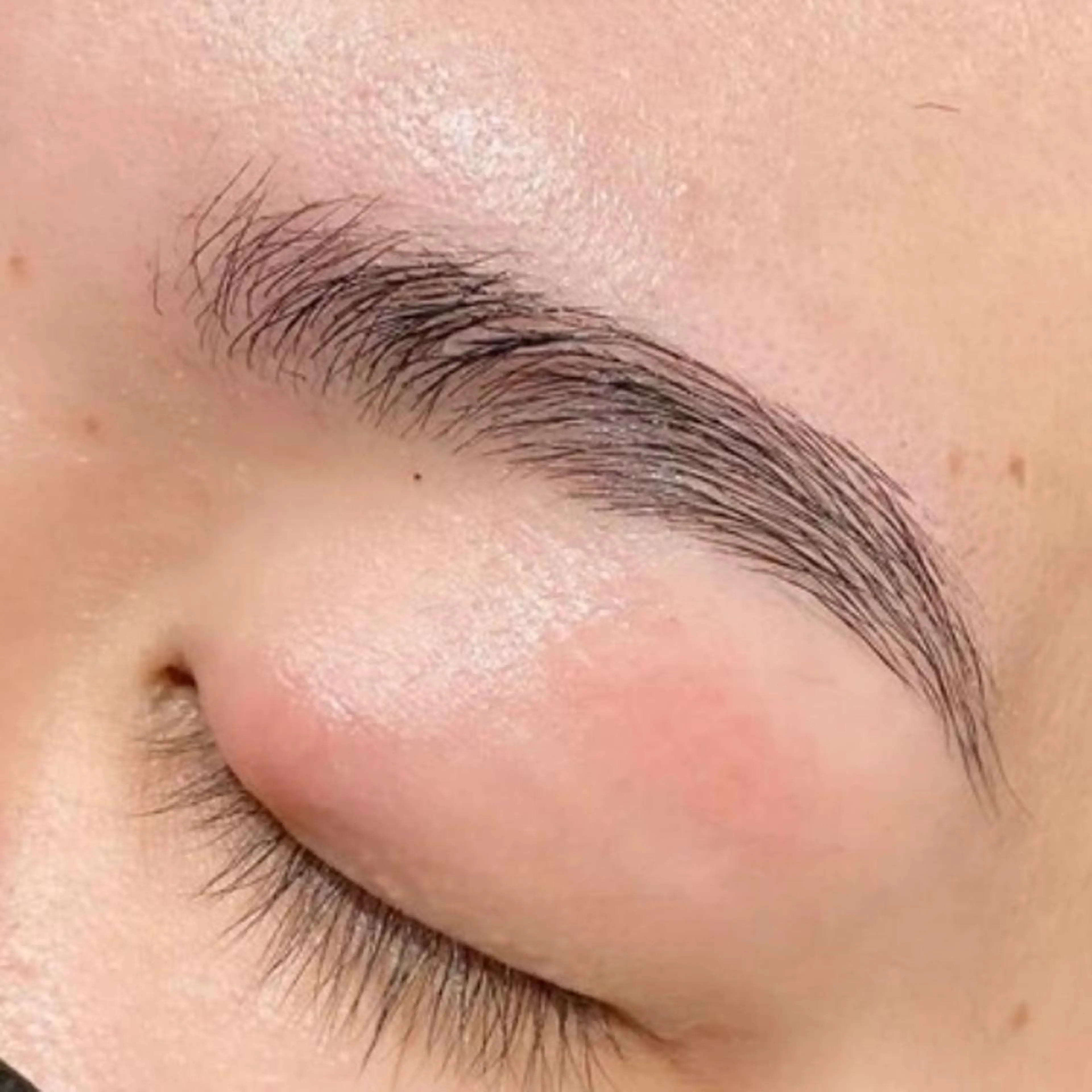 アイブロウ リスブラン小伝馬町 AKARIのマツエク・マツパデザイン