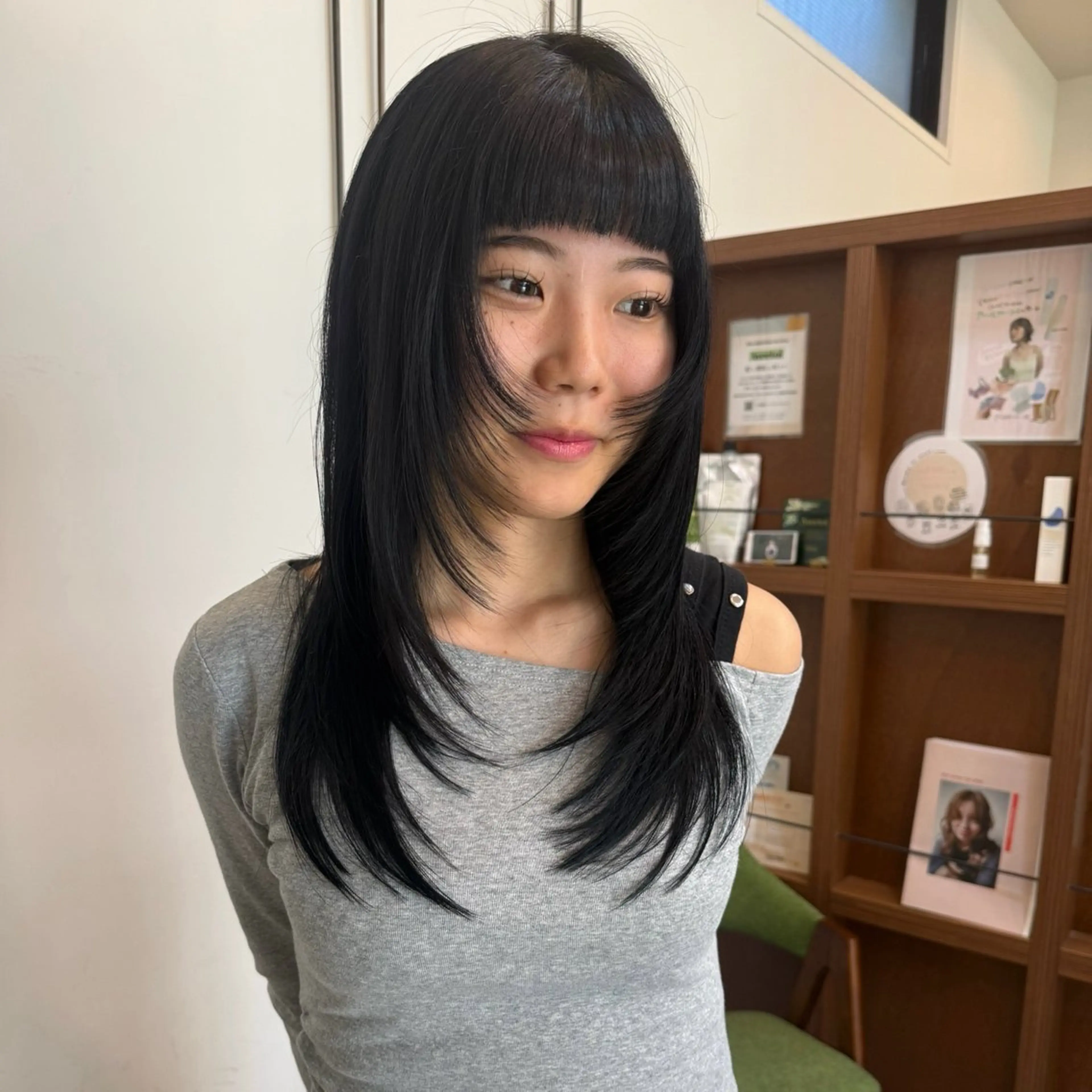 ロング 韓国風ヘア カット ヘアカラー トリートメント shin enom yuukaのヘアスタイル