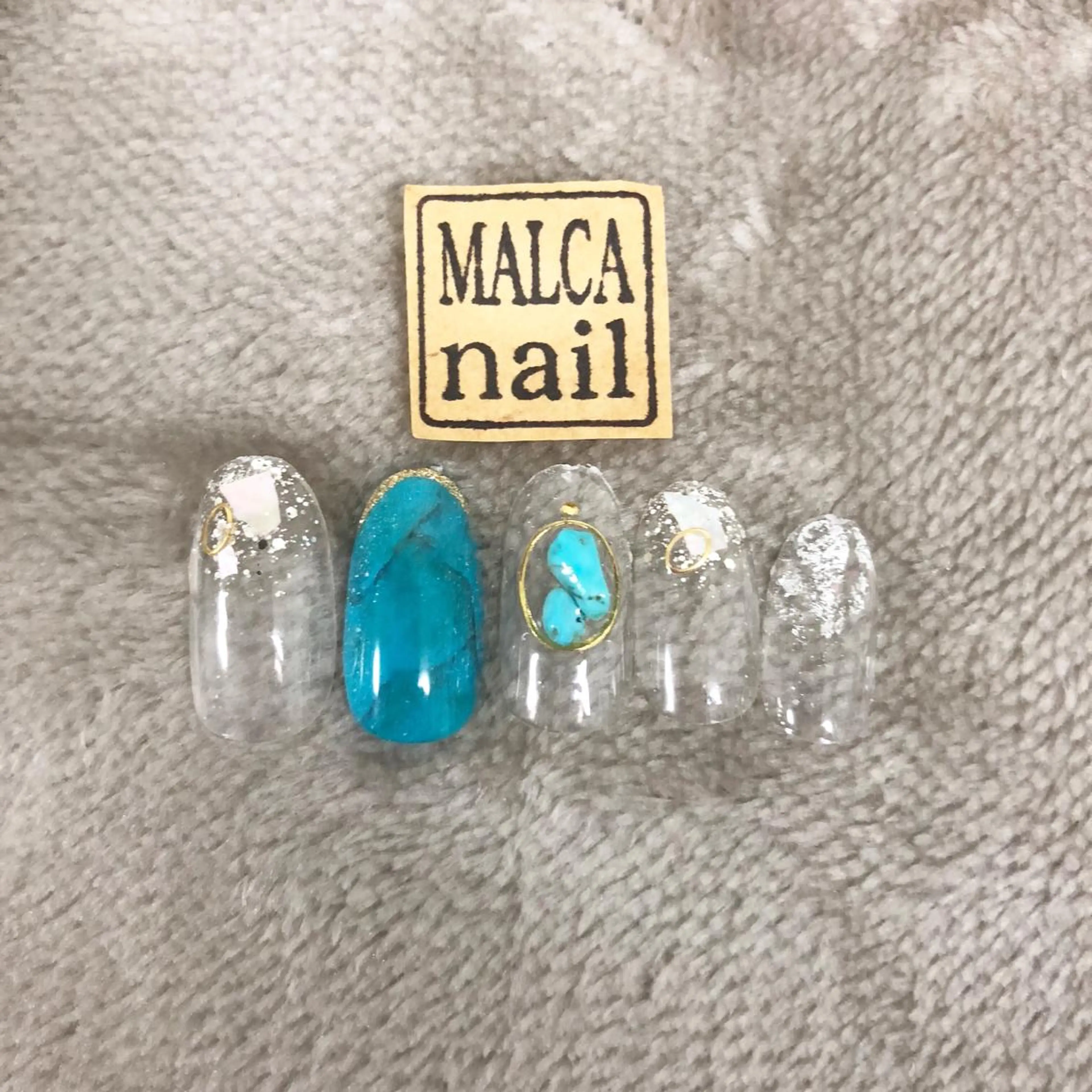 ミディアム カラー パーマ キッズ ネイル マツエク・マツパ ハンドネイル MALCAnail(マルカネイル)所属・荒木 莉奈のネイルデザイン