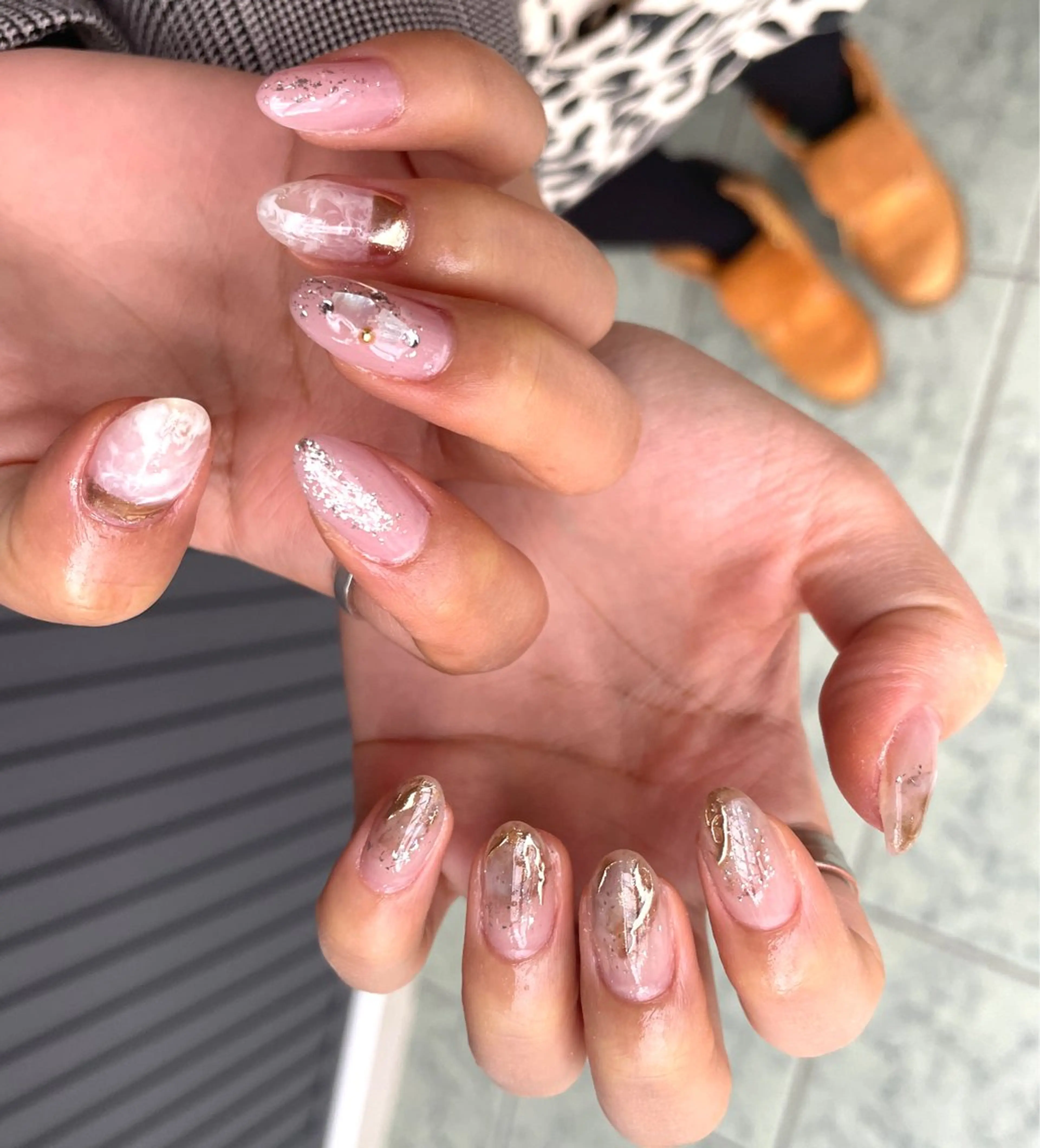 ネイル ニュアンスネイル 冬ネイル nailroom.. shikiのネイルデザイン