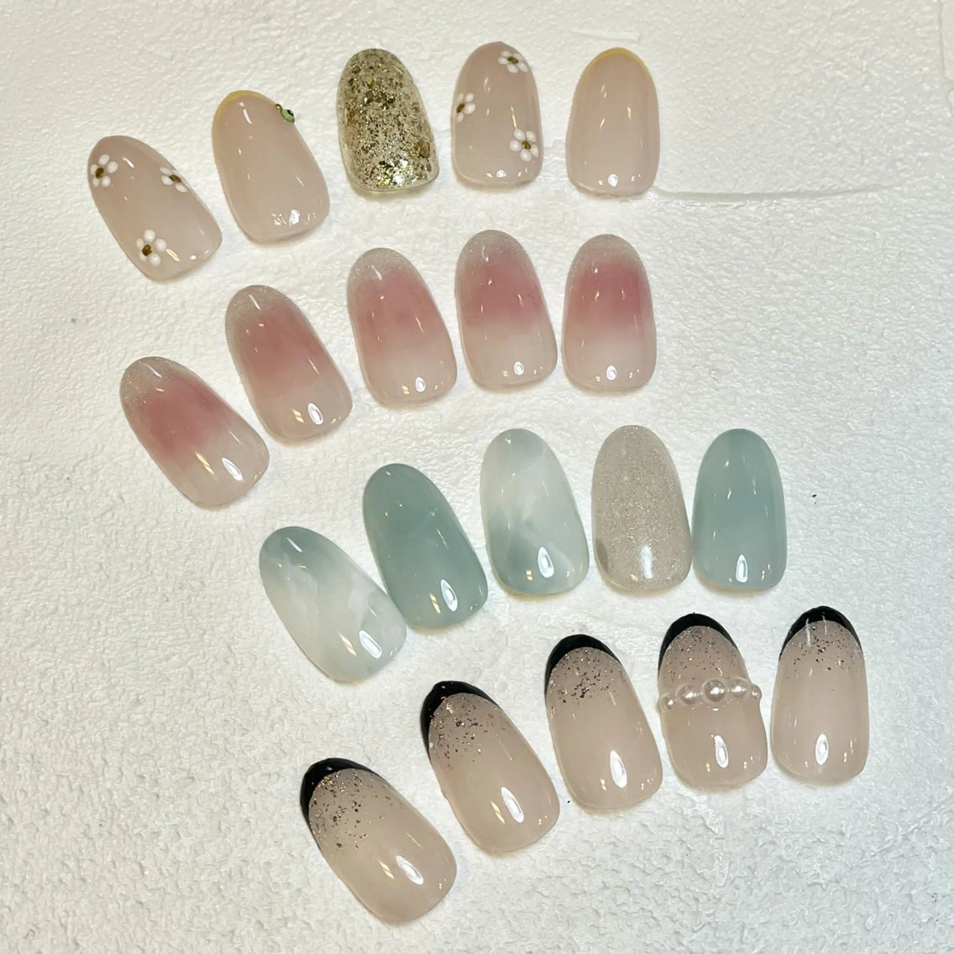 ネイル ハンドネイル nailterior COCO 🌸.hのネイルデザイン