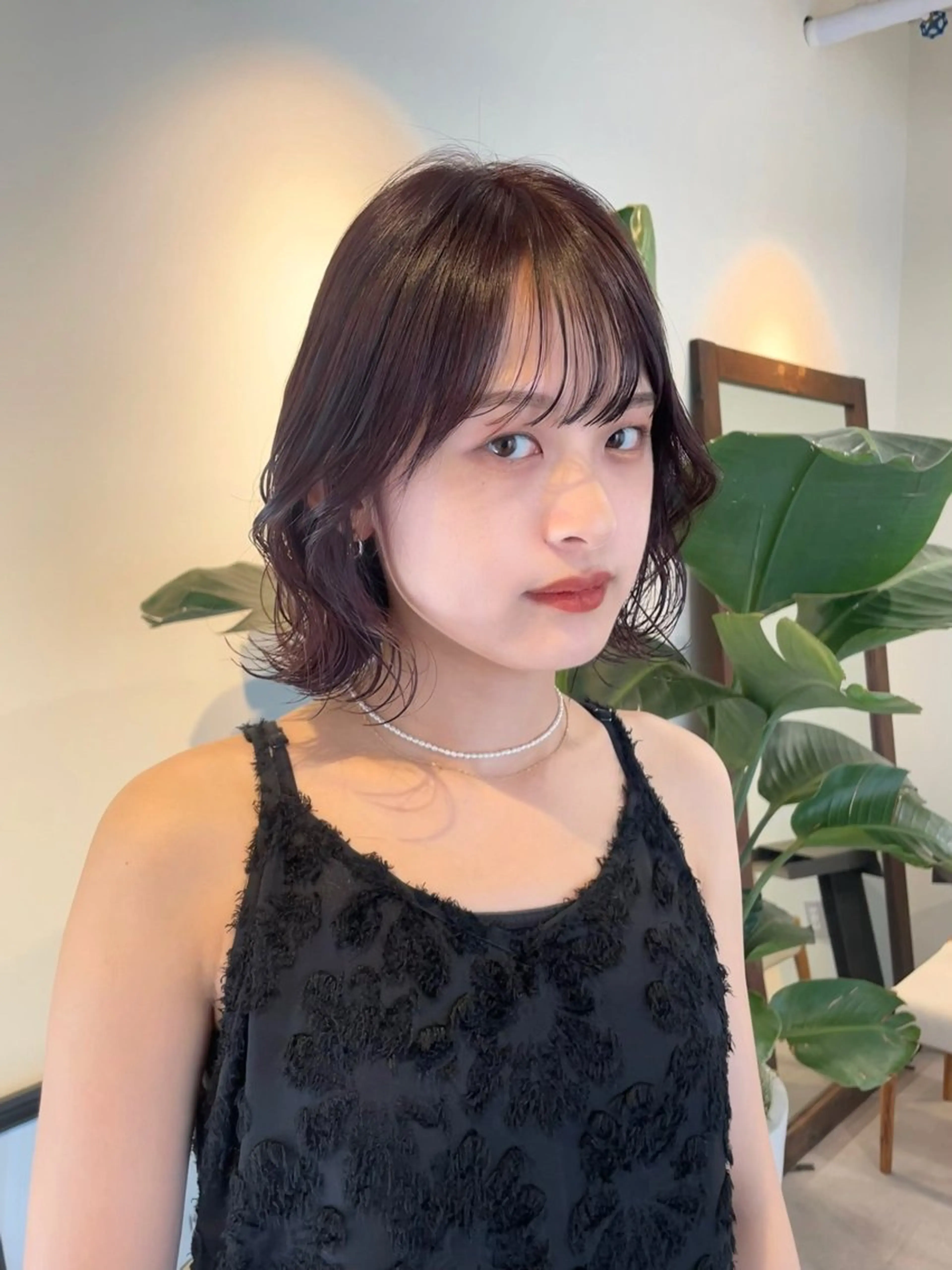 ミディアム カラー ブラウンカラー ラベンダーカラー ラベンダーブラウン ヘアカラー トリートメント 若月 あやかのヘアスタイル