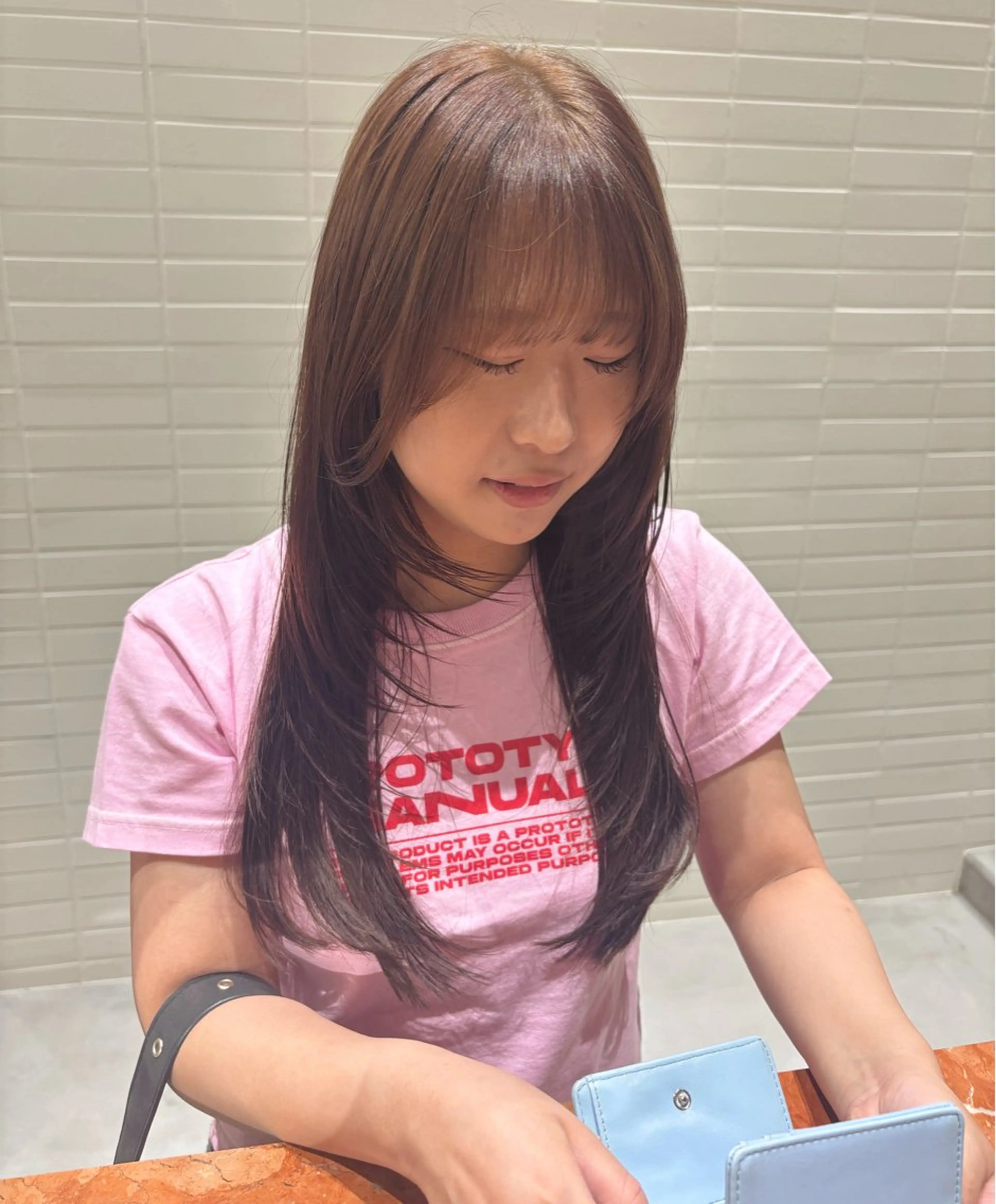レイヤーカット(20代限定女性)の写真